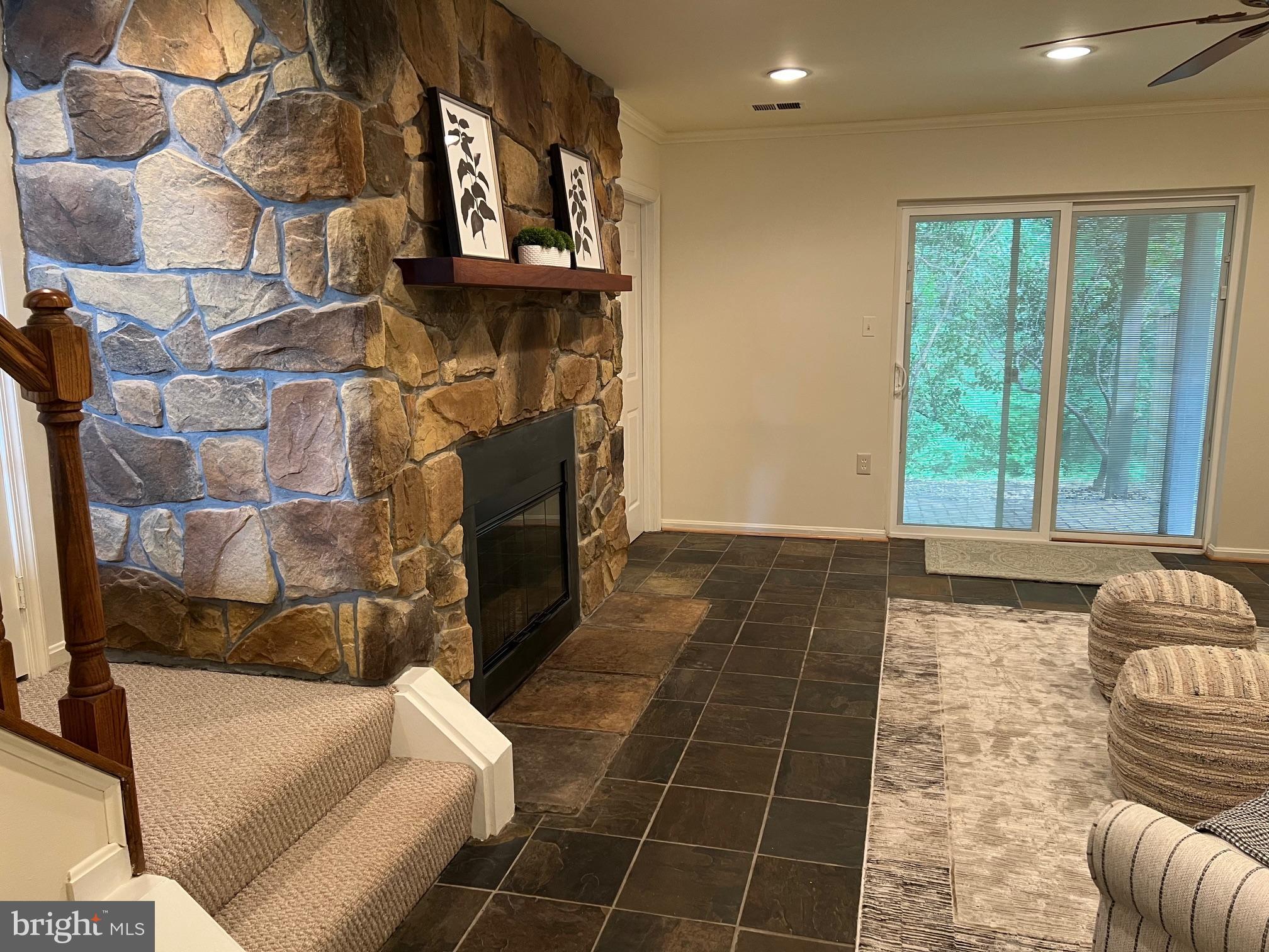 FRANKLIN FARM - Residential Lease