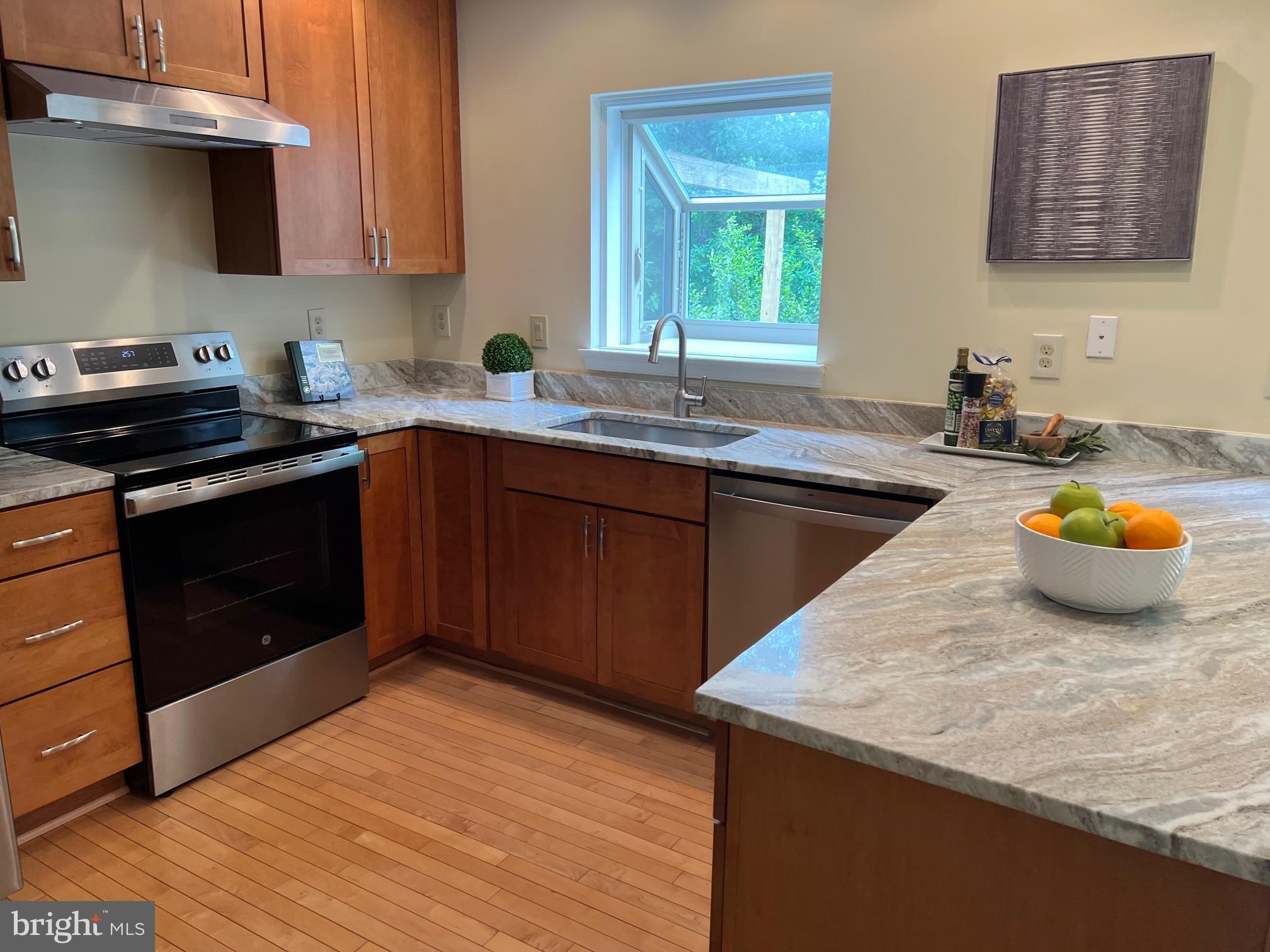 FRANKLIN FARM - Residential Lease