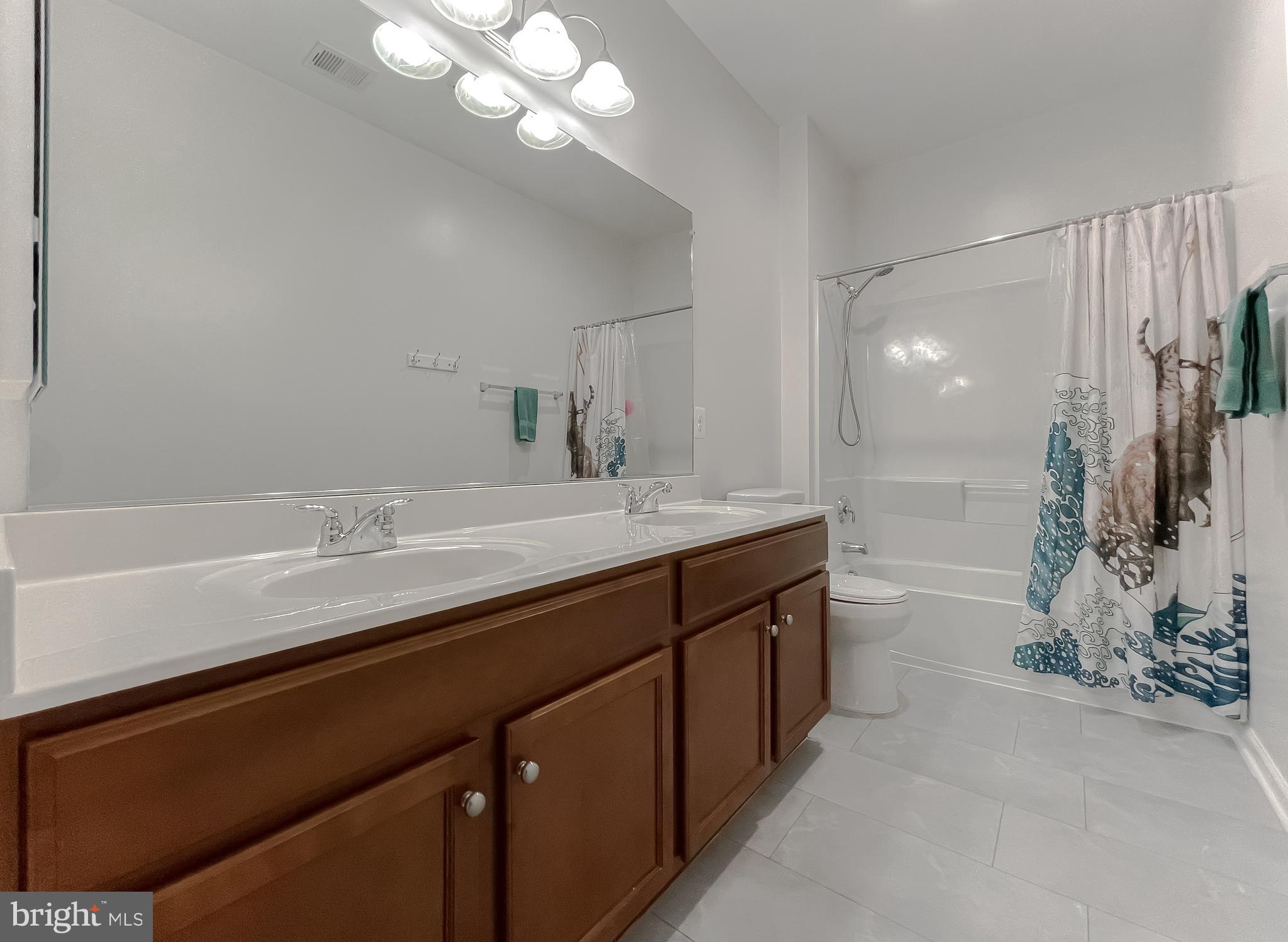 PRIMROSE PARK AT WILDEWOOD - Residential