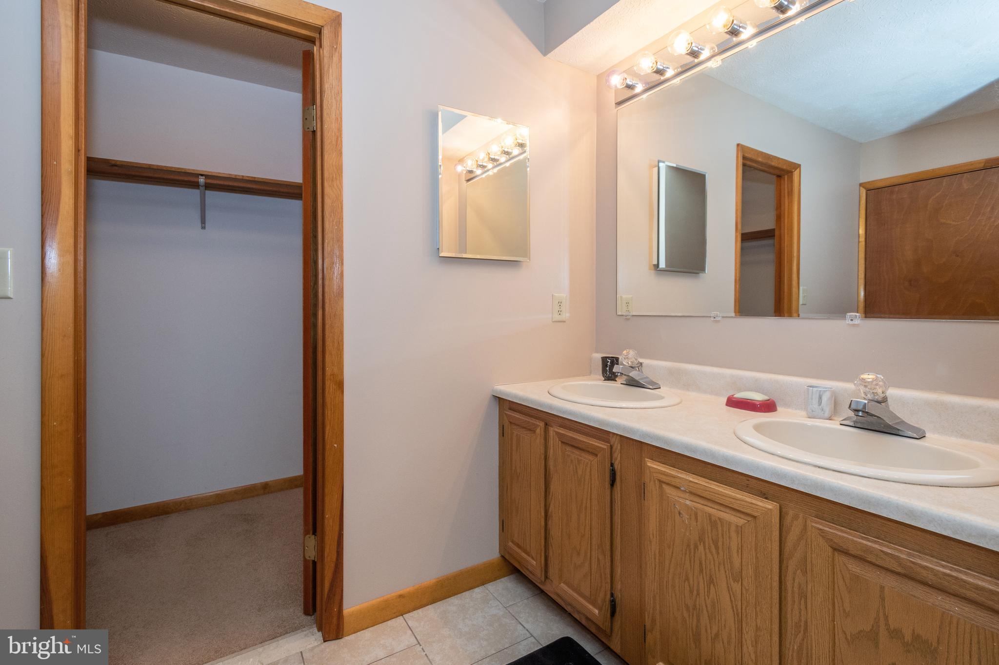 PARADISE GARDENS - Residential