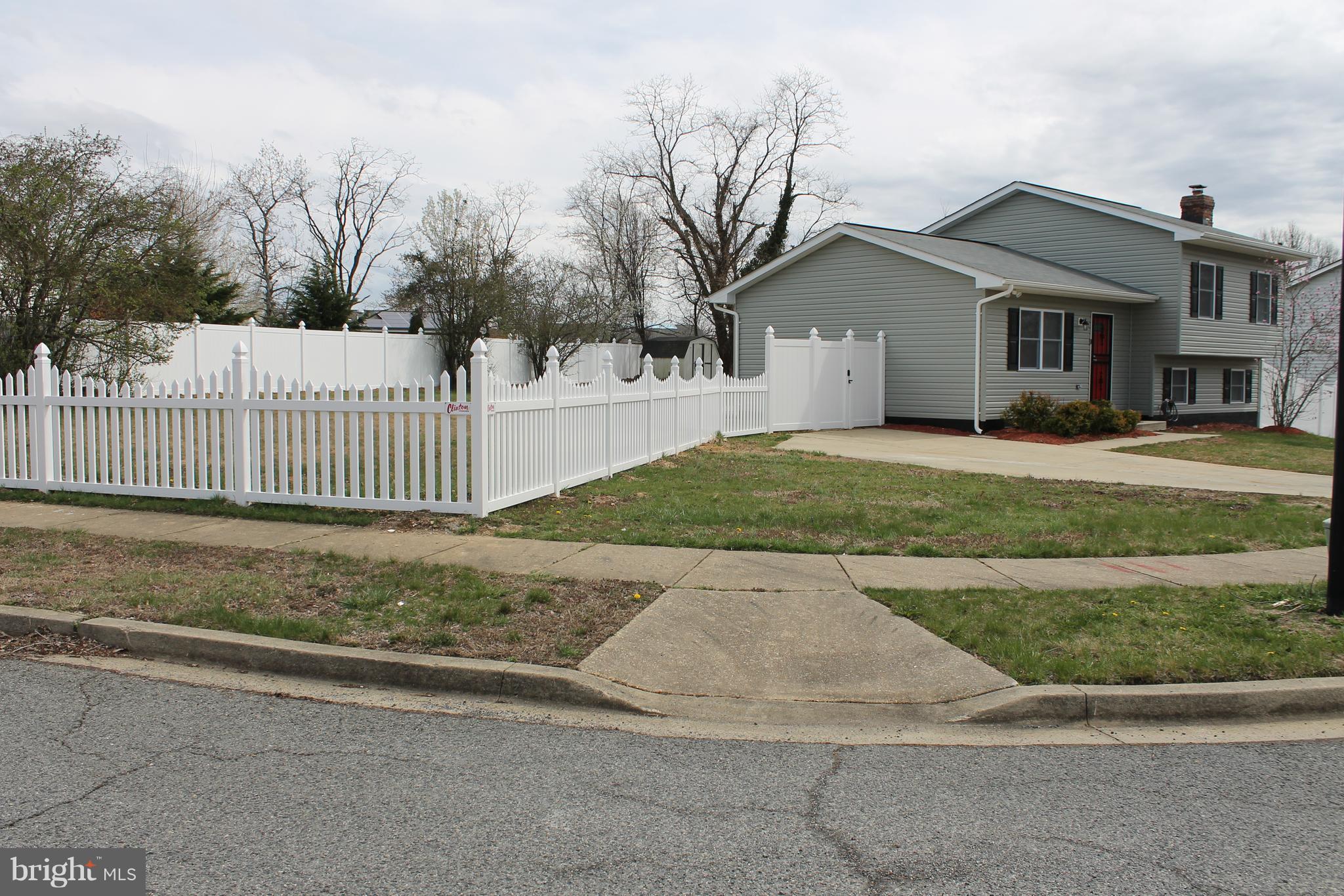 HOLLAWAY ESTATES - Residential