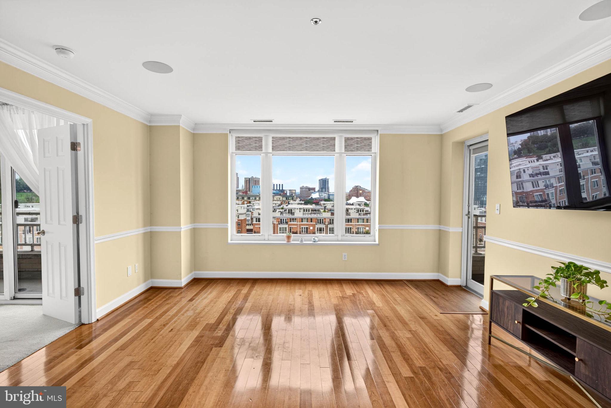 100 HARBORVIEW DRIVE 611