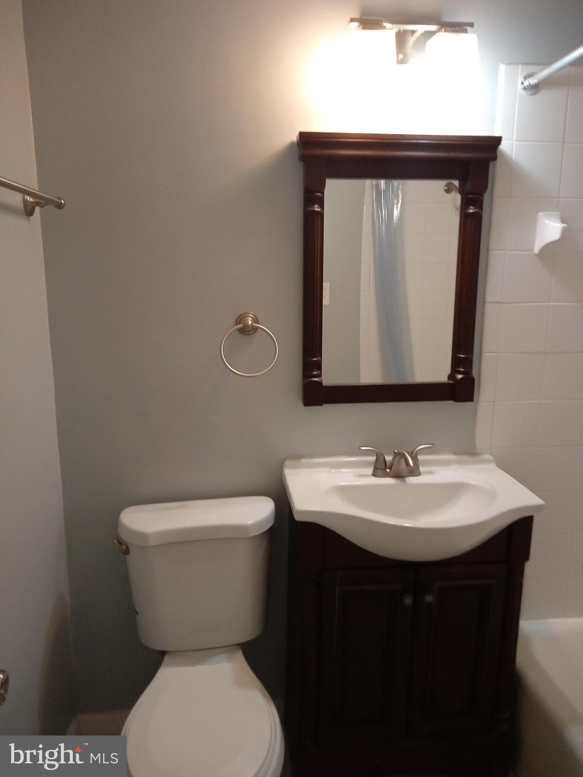 SWANN HILL CONDOMINIUMS - Residential