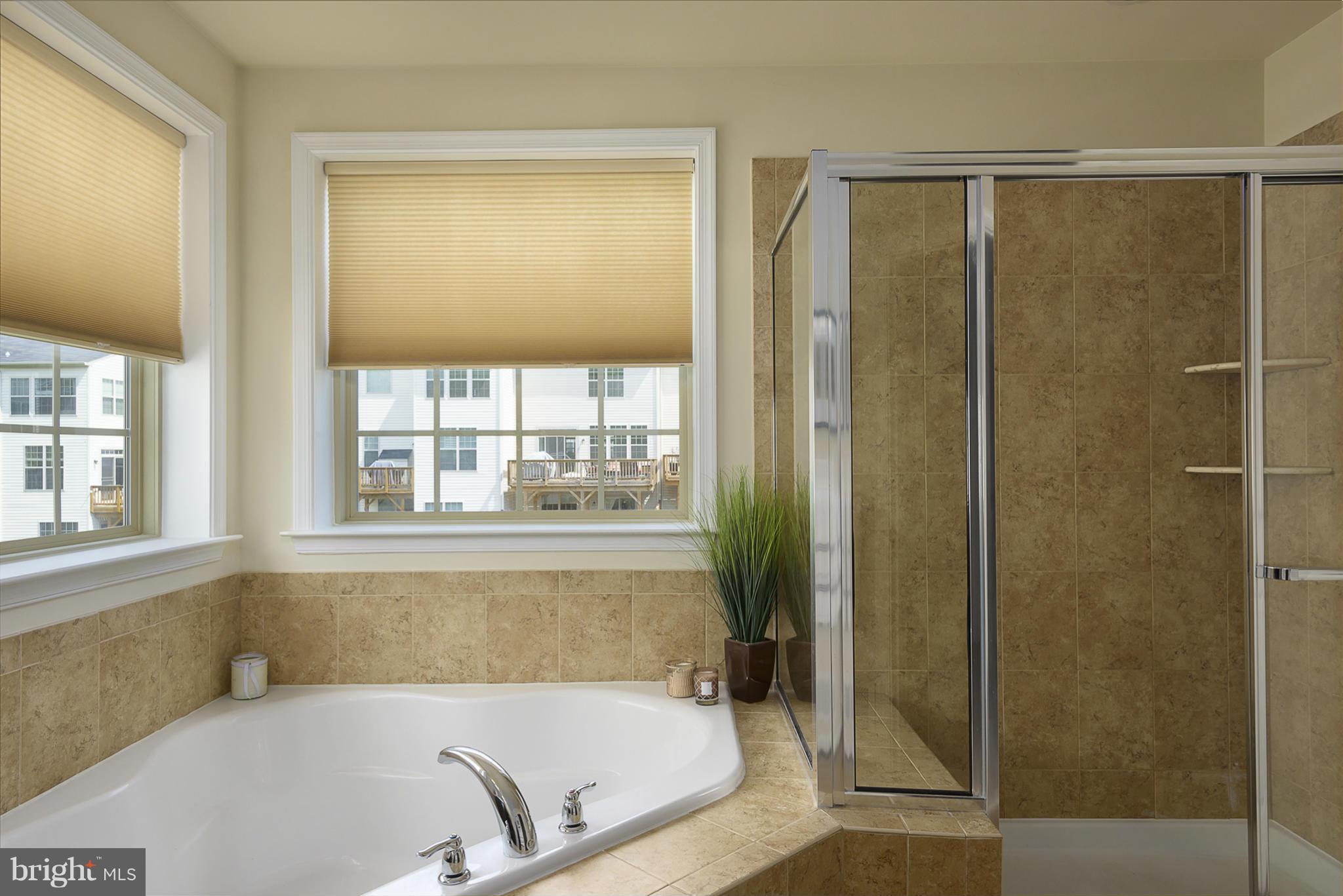 CANTERBURY VILLAGE - Residential Lease