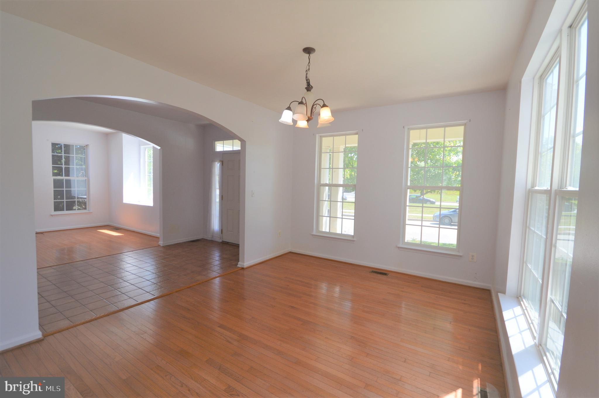 HUNTFIELD - Residential Lease