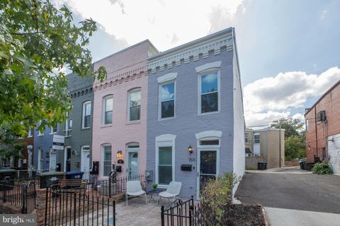1511 INDEPENDENCE AVENUE SE WASHINGTON DC 20003