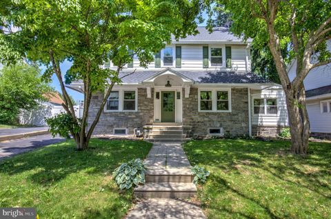 Homes For Sale - 725 Turner Avenue<br/> DREXEL HILL, PA 19026