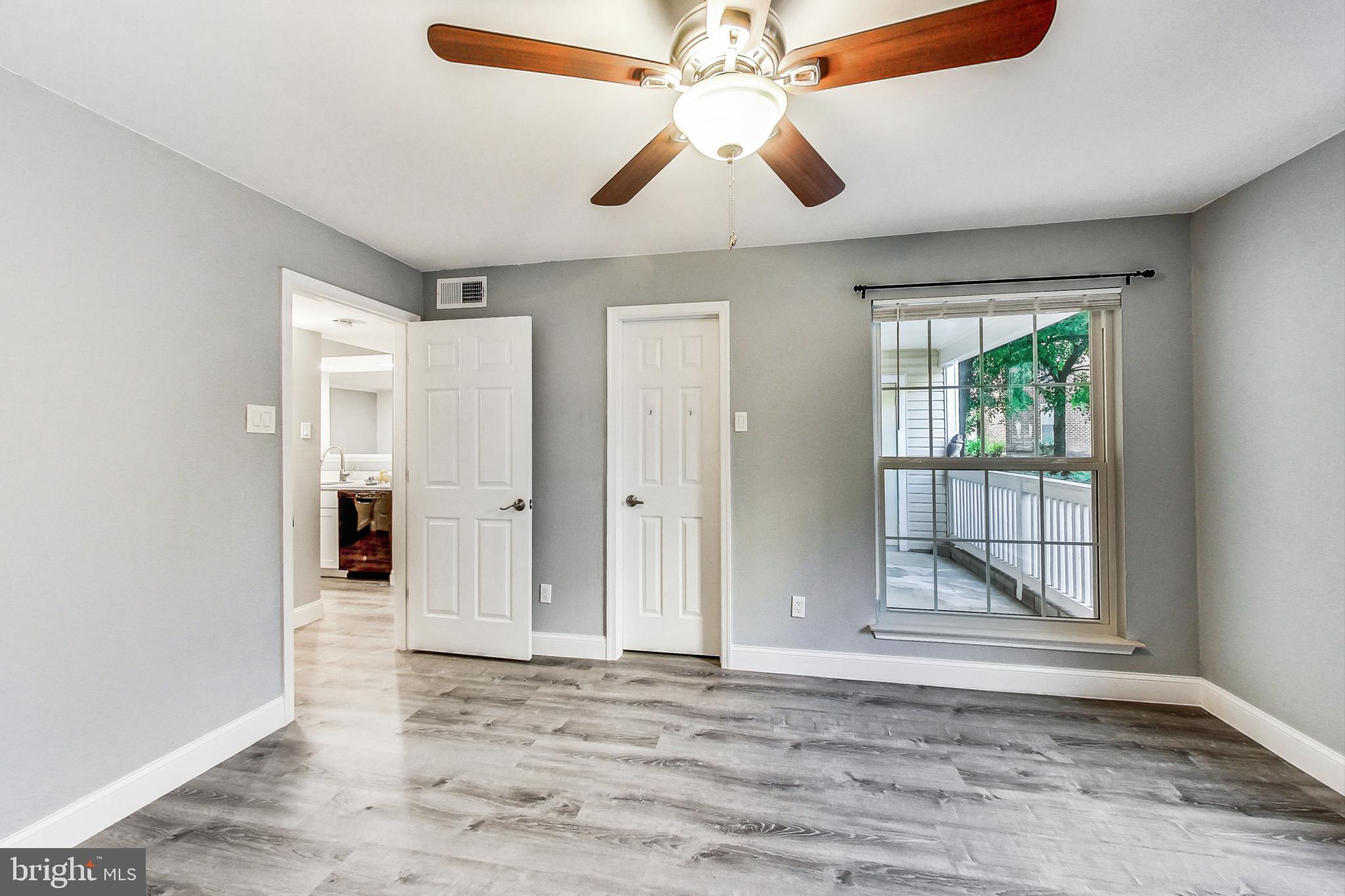 FOUNTAINS AT MCLEAN - Residential