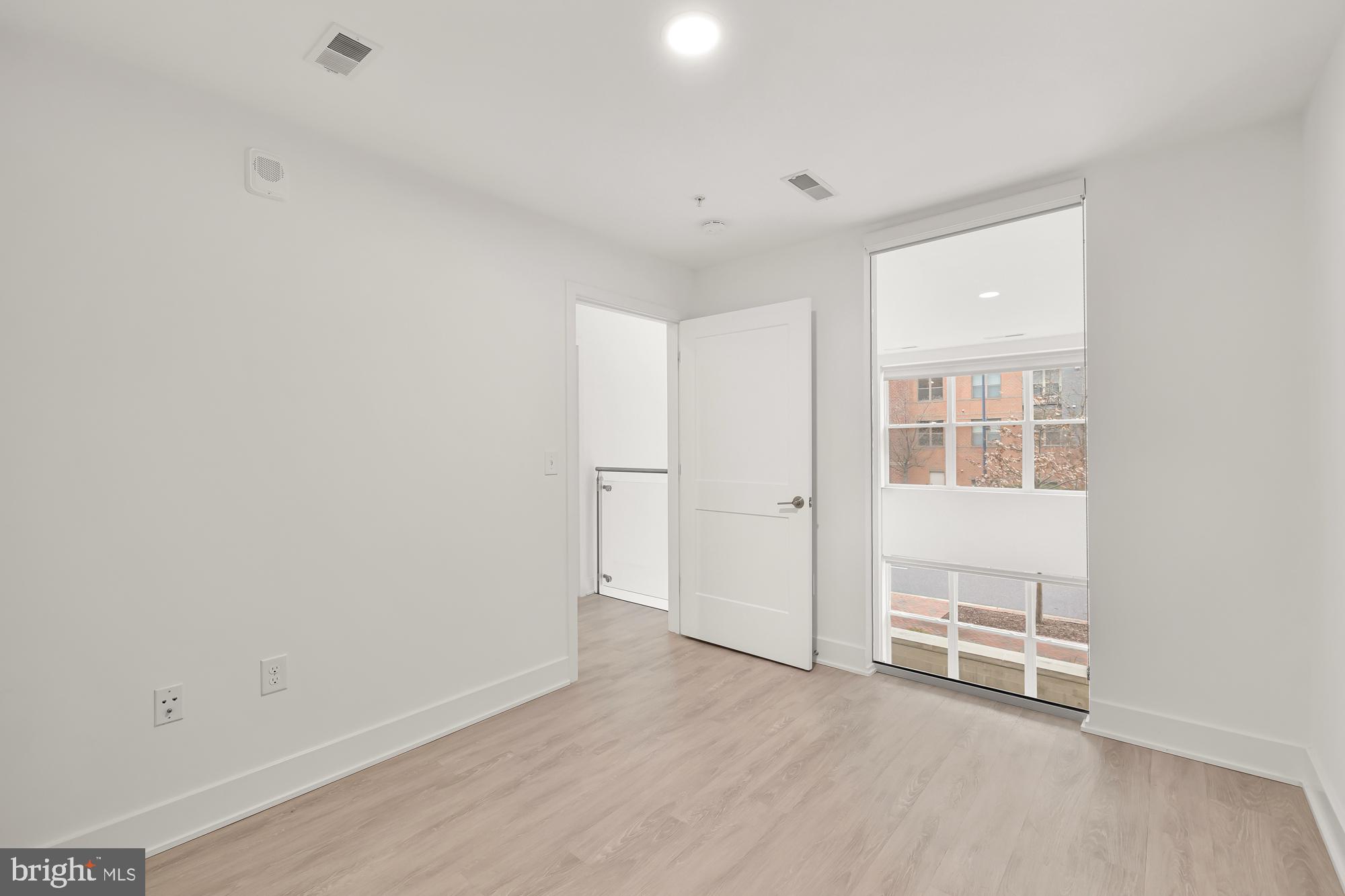 NATIONAL HARBOR - Residential