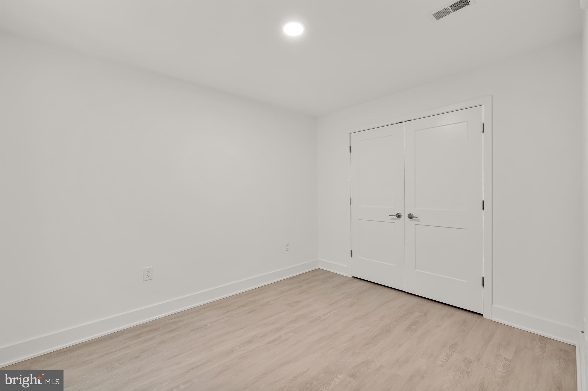 NATIONAL HARBOR - Residential