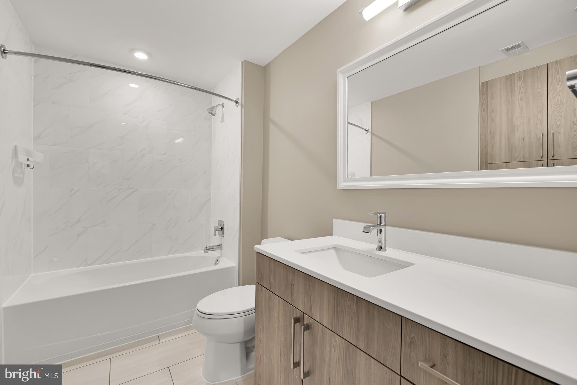 NATIONAL HARBOR - Residential