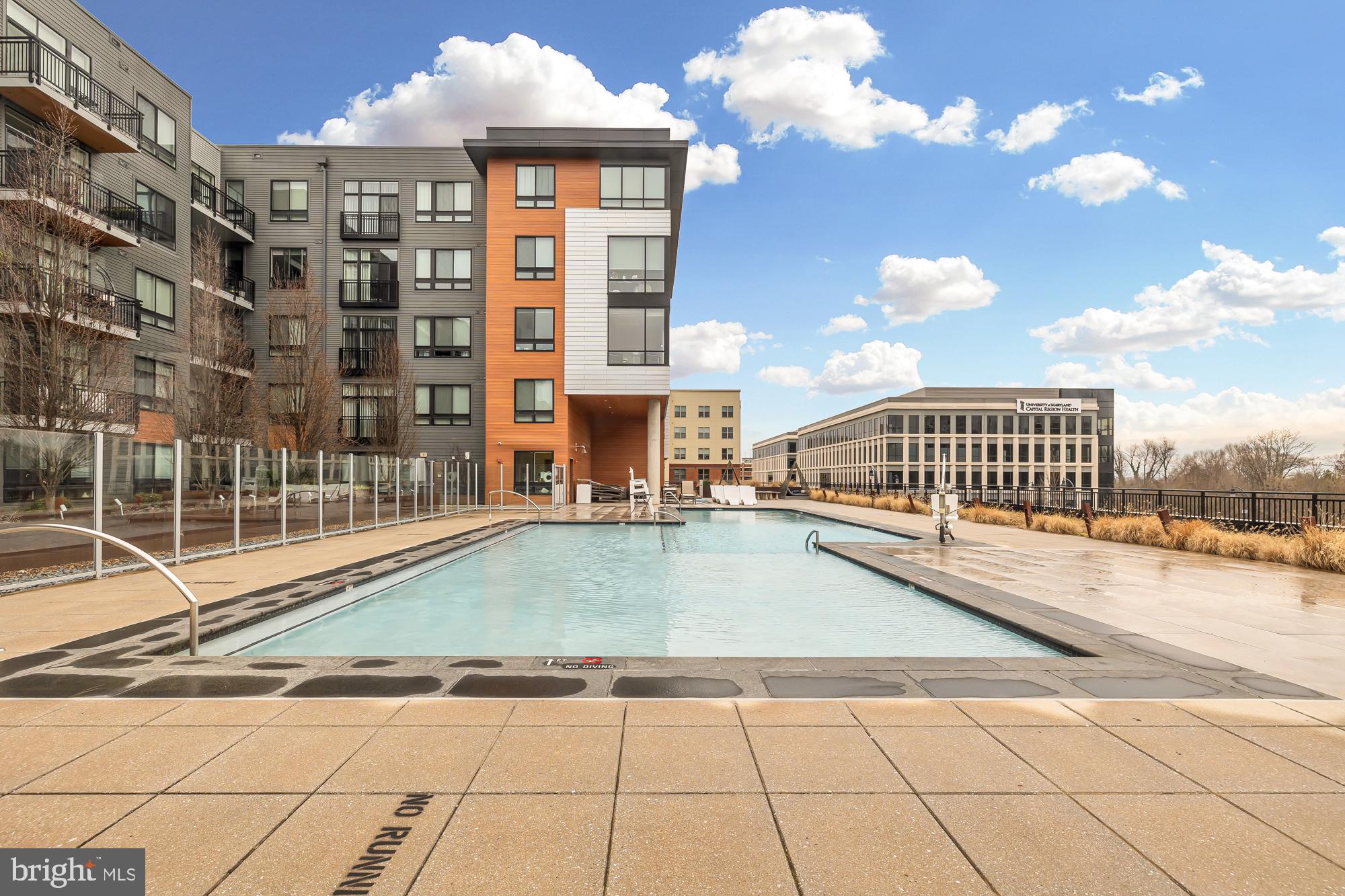 NATIONAL HARBOR - Residential