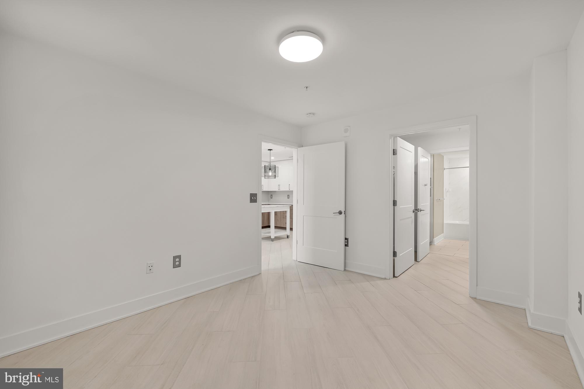 NATIONAL HARBOR - Residential