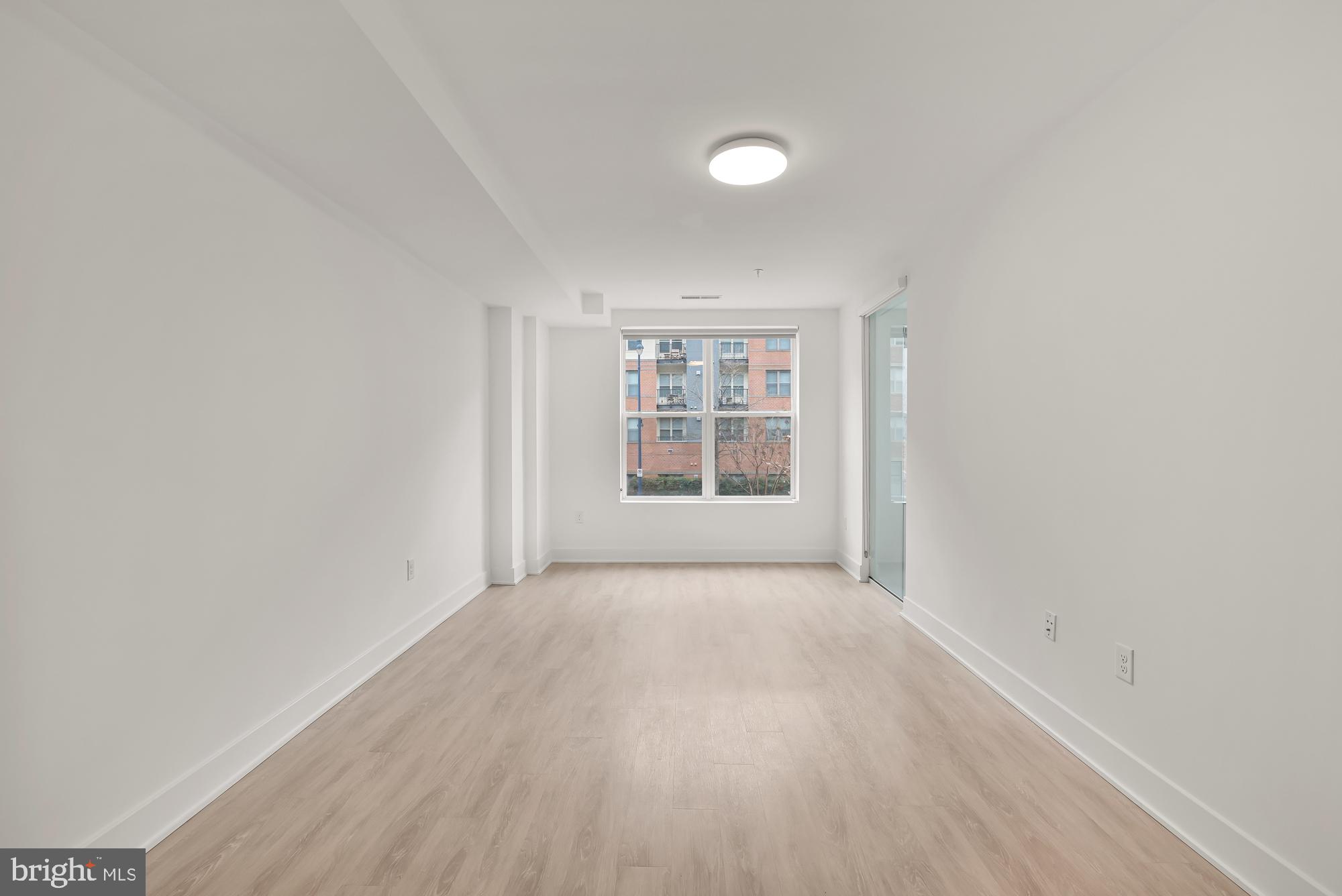 NATIONAL HARBOR - Residential