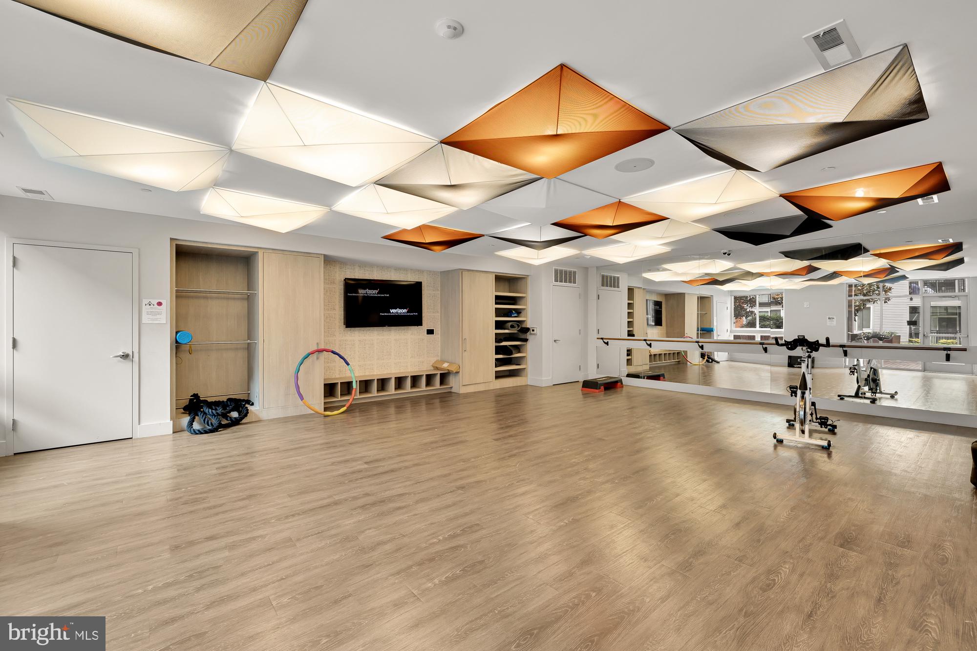 NATIONAL HARBOR - Residential