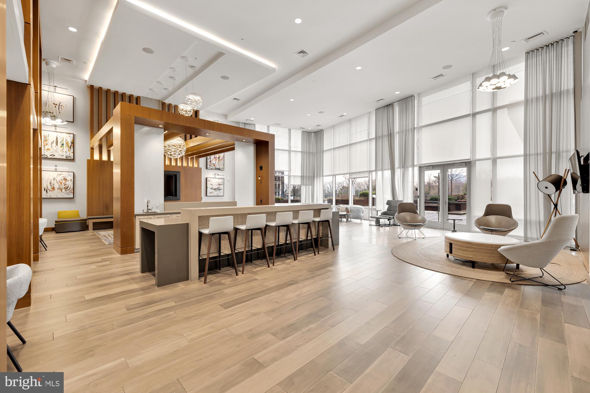 NATIONAL HARBOR - Residential