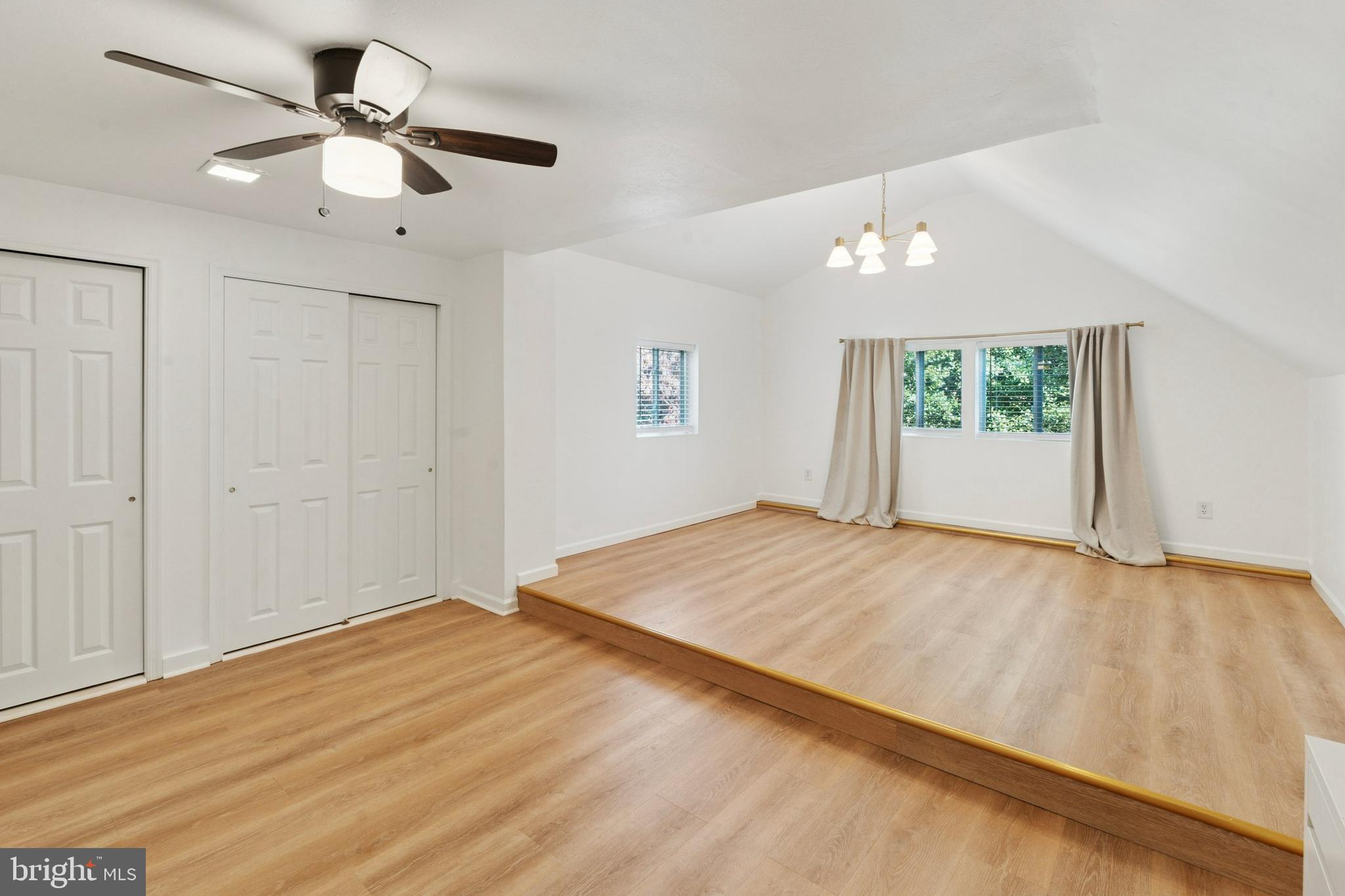 ROXBOROUGH - Residential