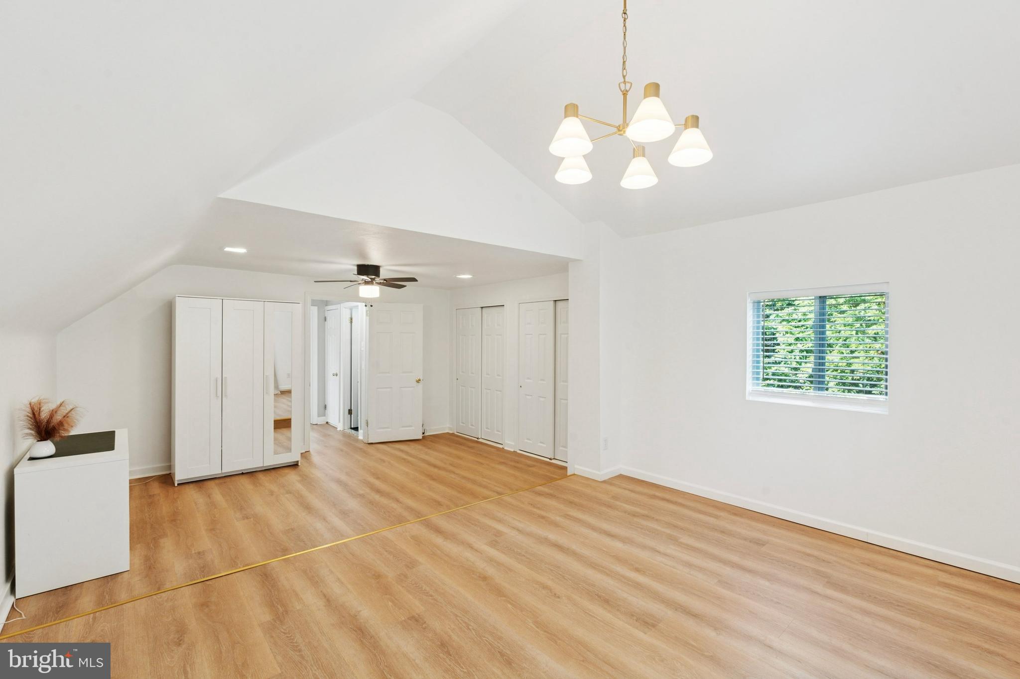 ROXBOROUGH - Residential