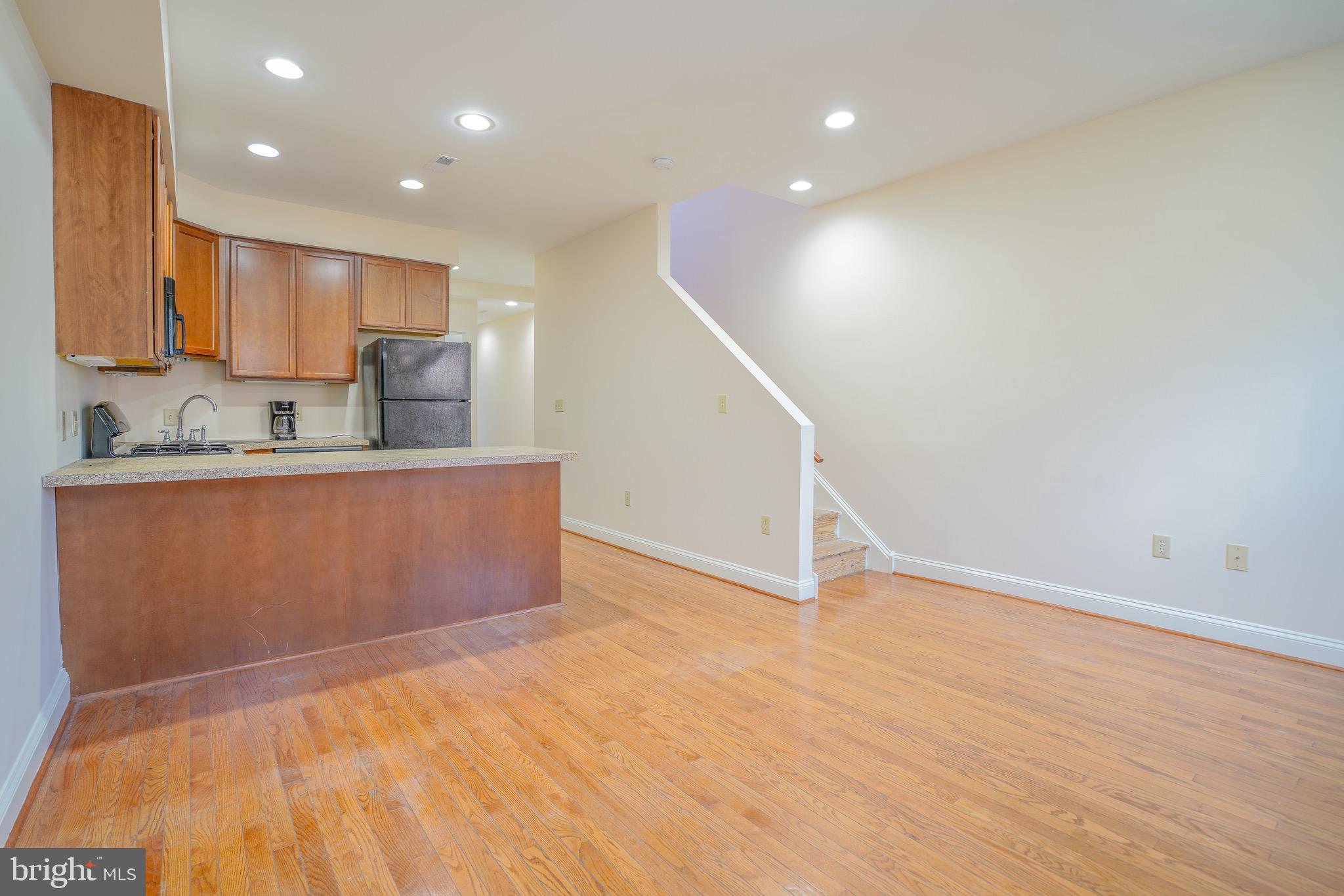 FAIRMOUNT - Residential Lease