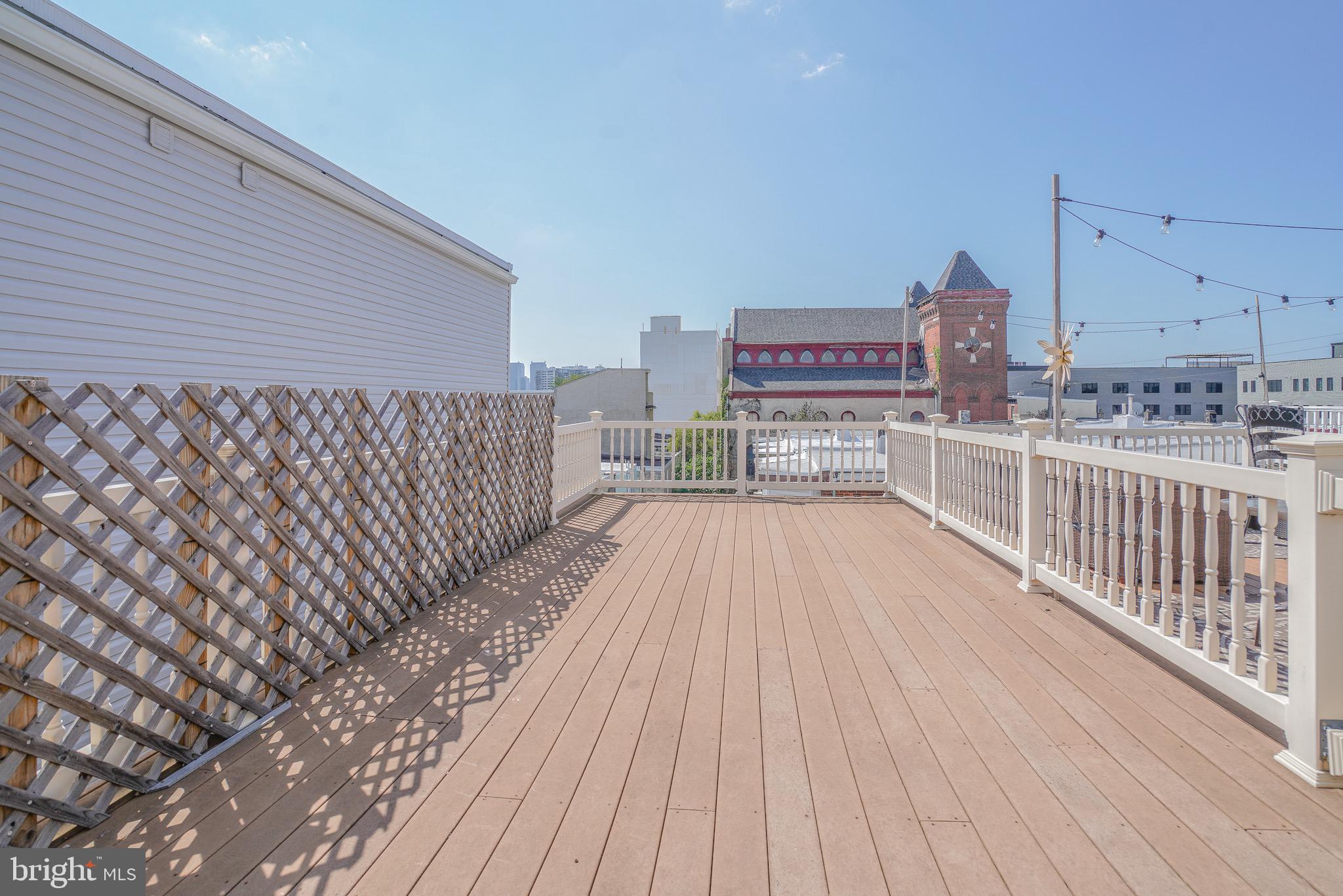 FAIRMOUNT - Residential Lease