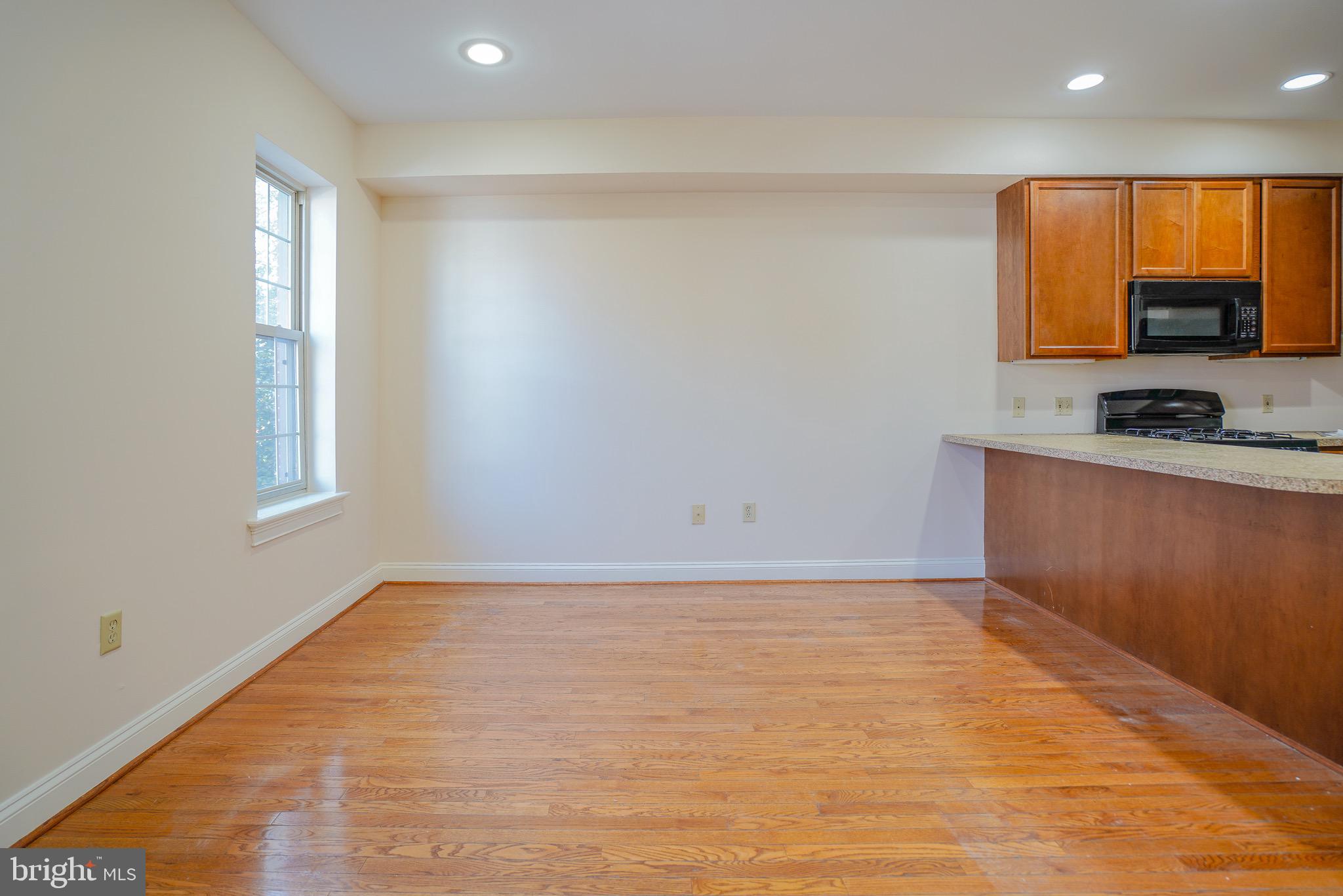FAIRMOUNT - Residential Lease