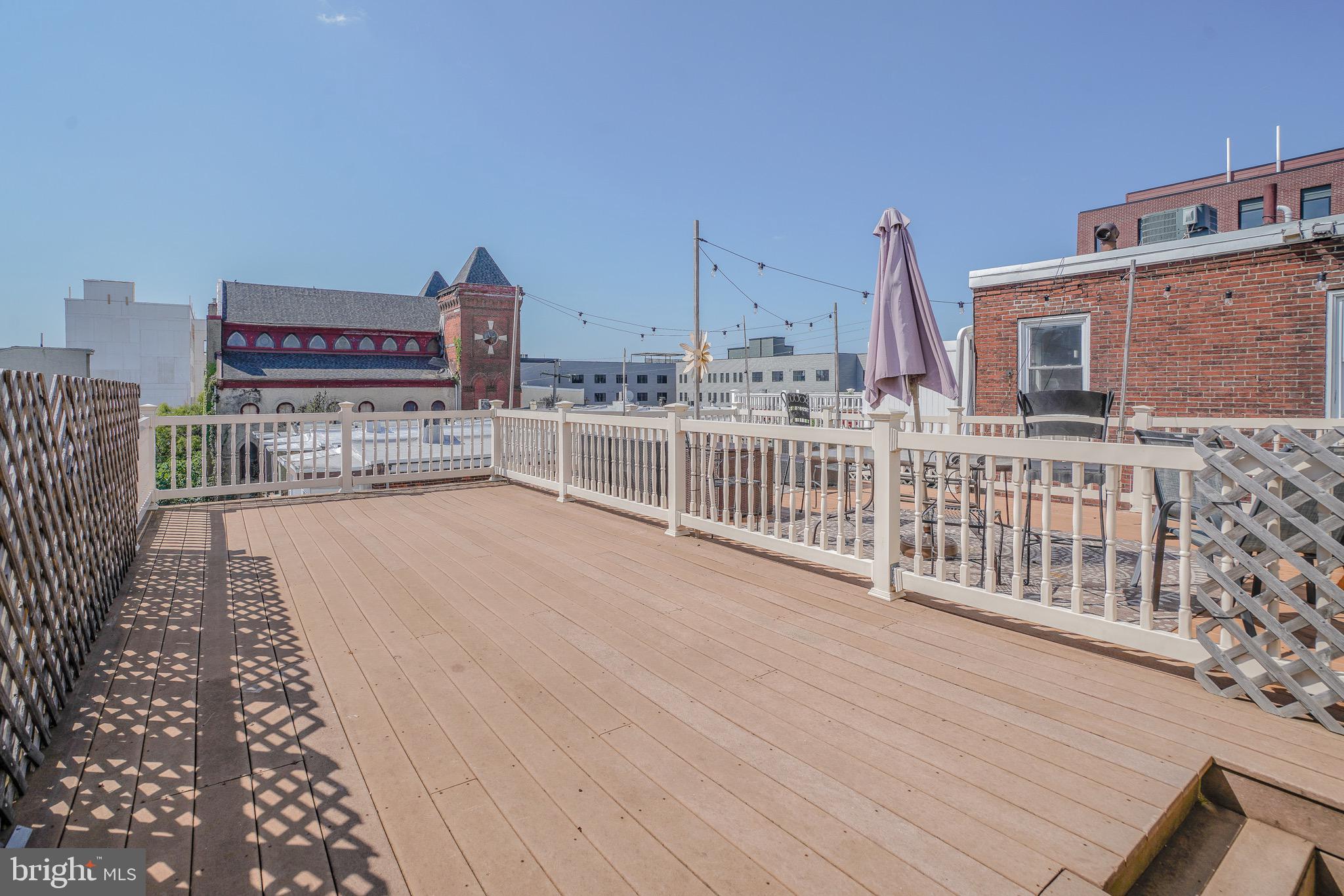FAIRMOUNT - Residential Lease