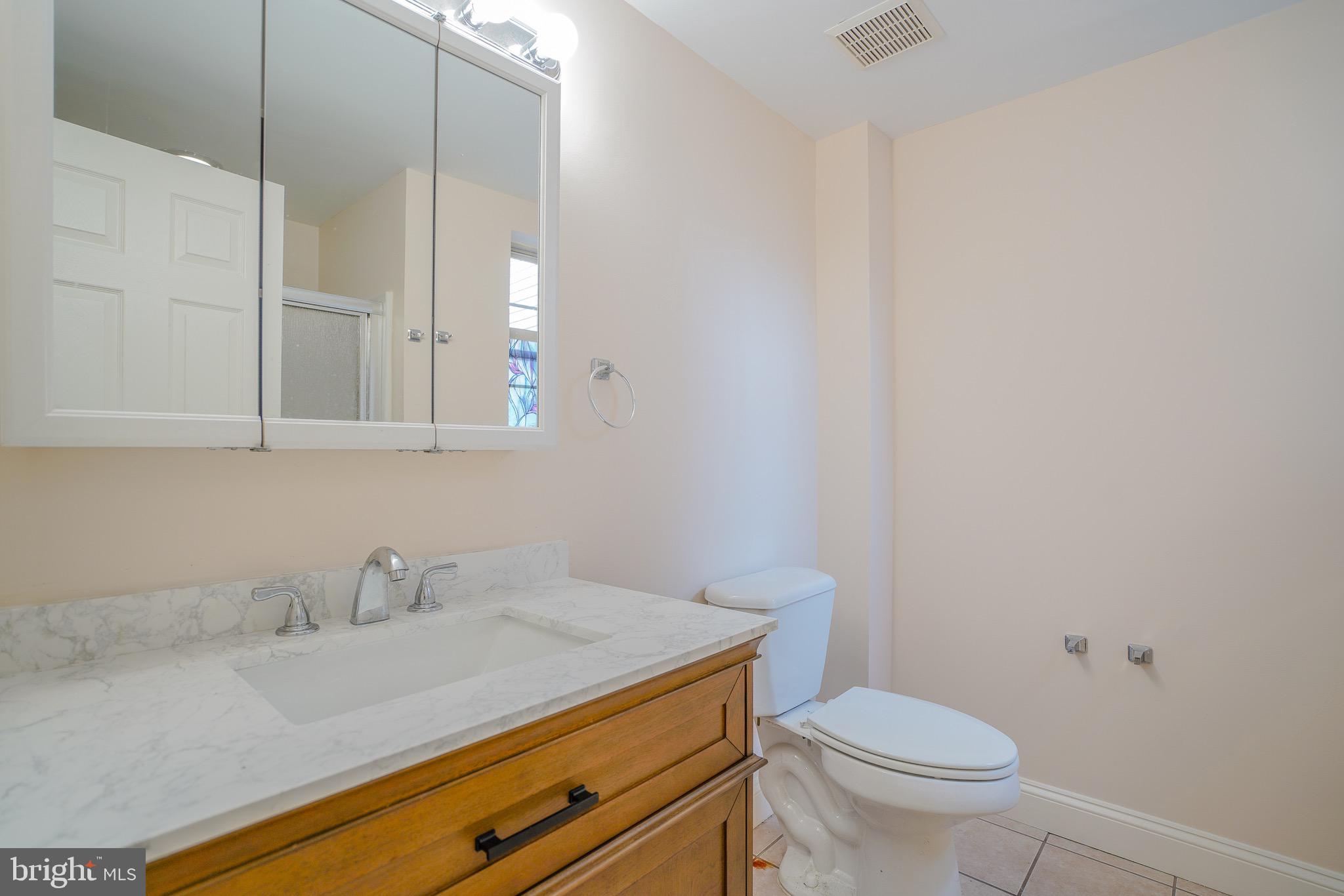 FAIRMOUNT - Residential Lease