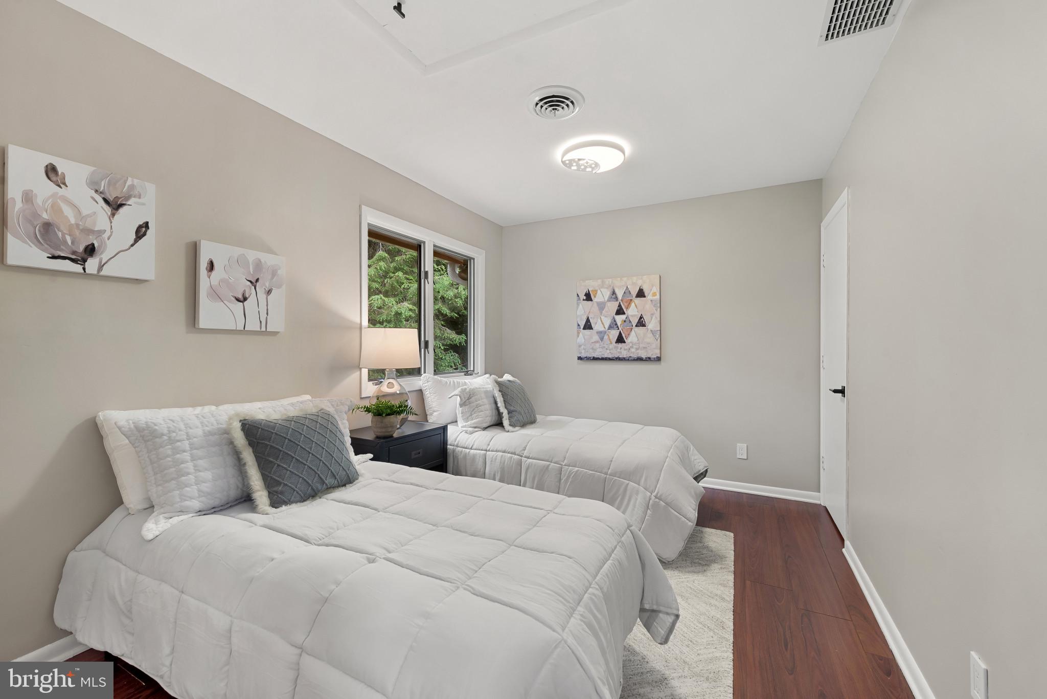 CYPRESS CREEK - Residential