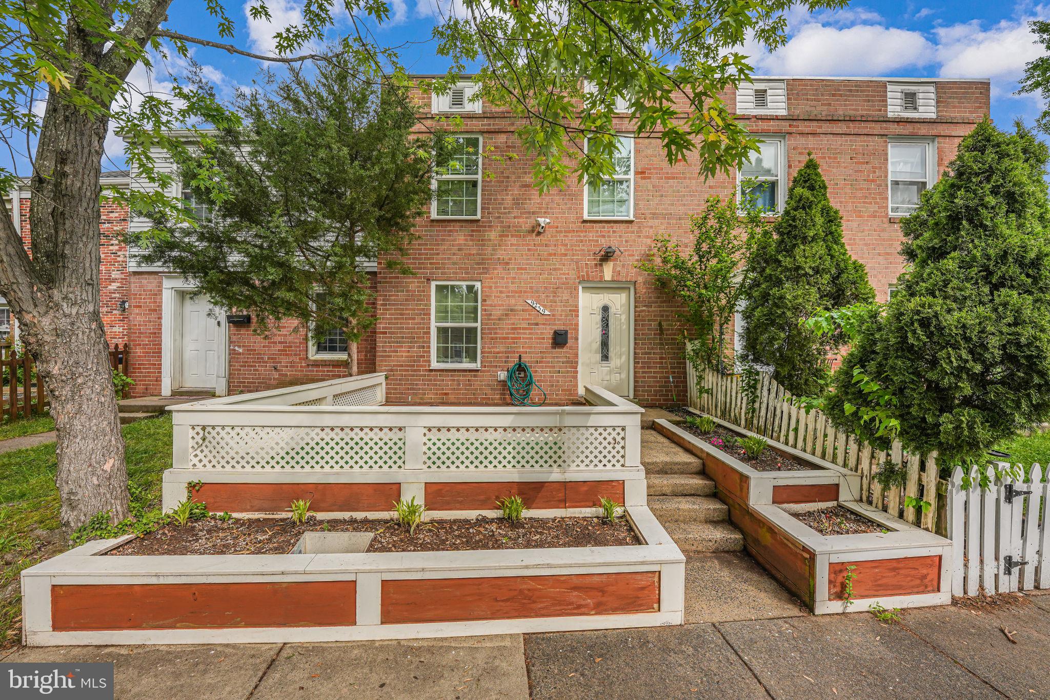 GEORGETOWN - Residential