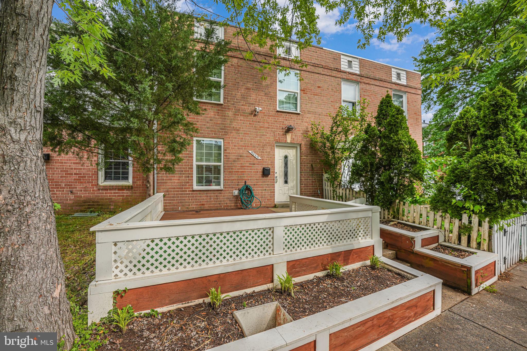 GEORGETOWN - Residential