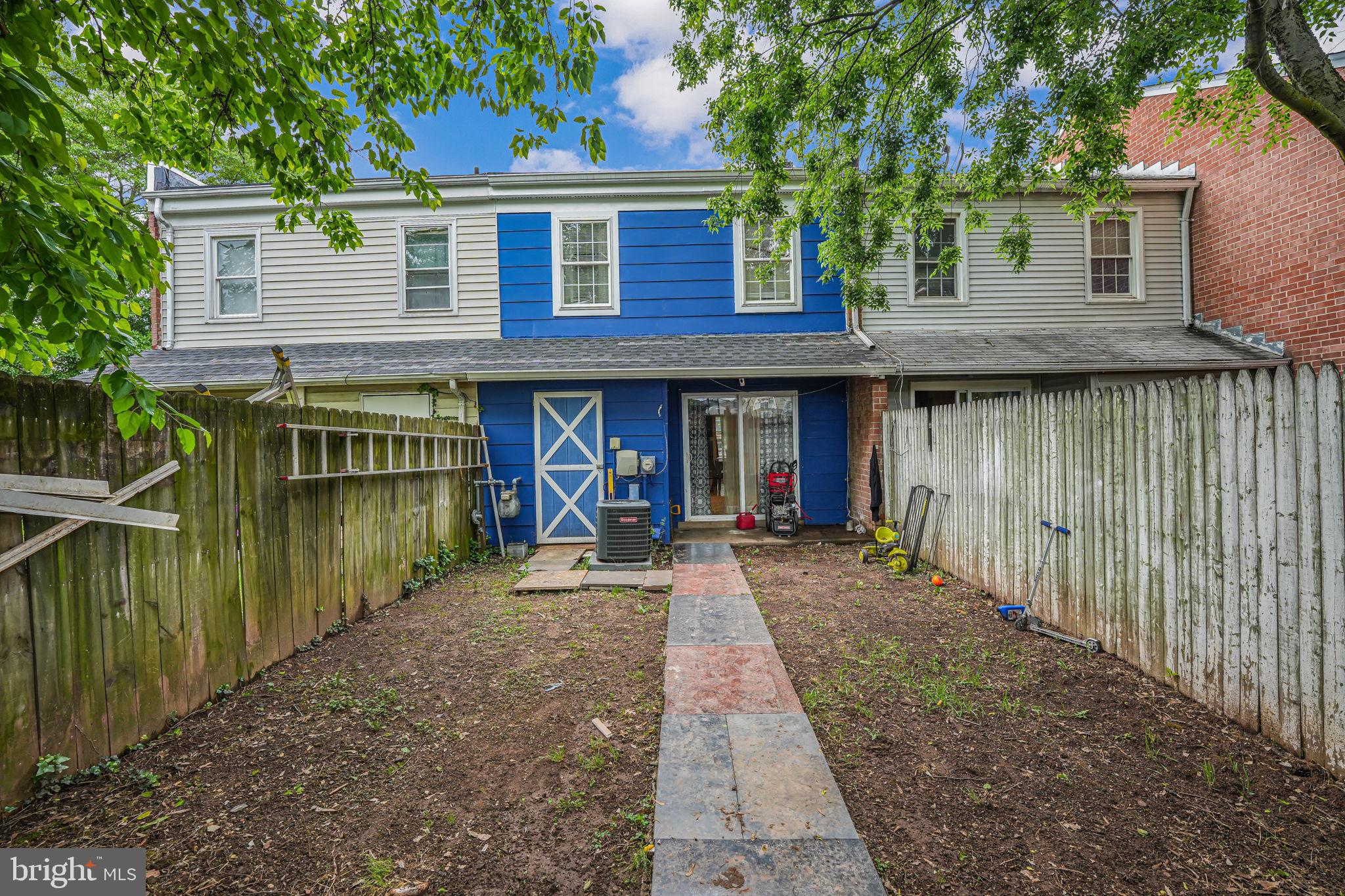 GEORGETOWN - Residential