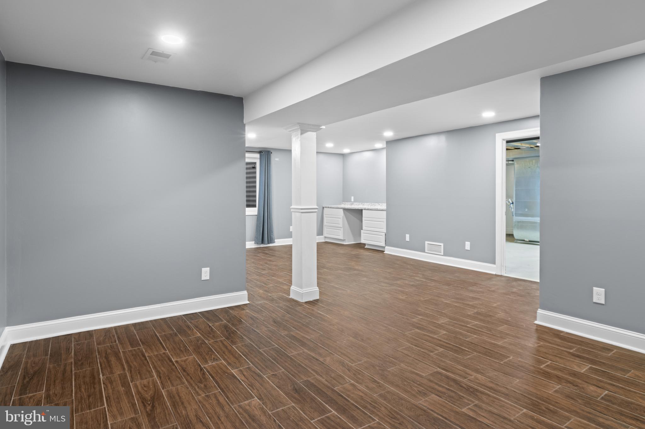 TOWN OF WHITEHALL - Residential