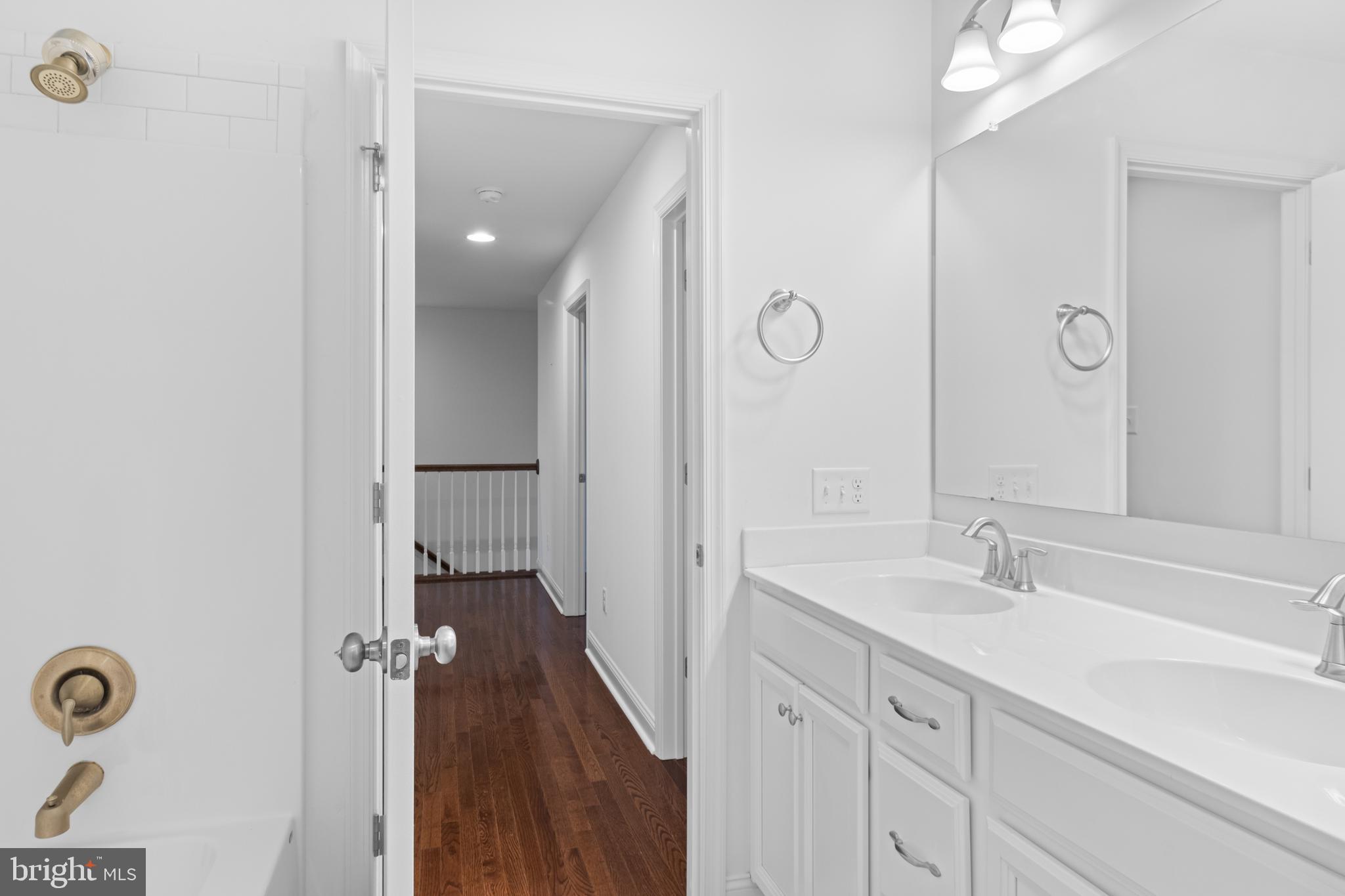 TOWN OF WHITEHALL - Residential