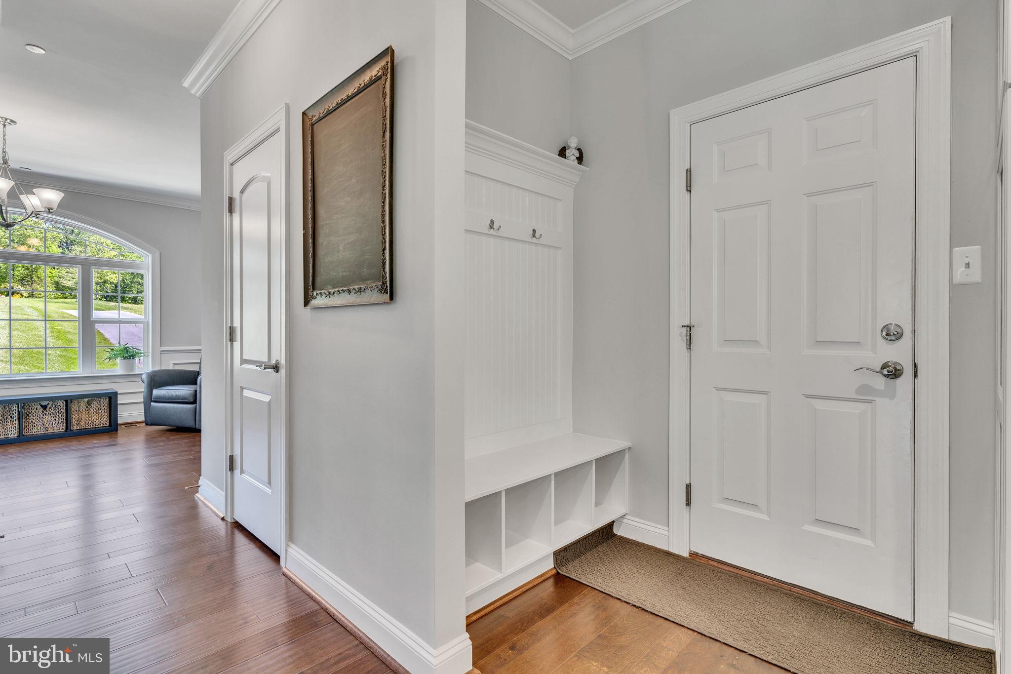 OAKLAND HALL - Residential