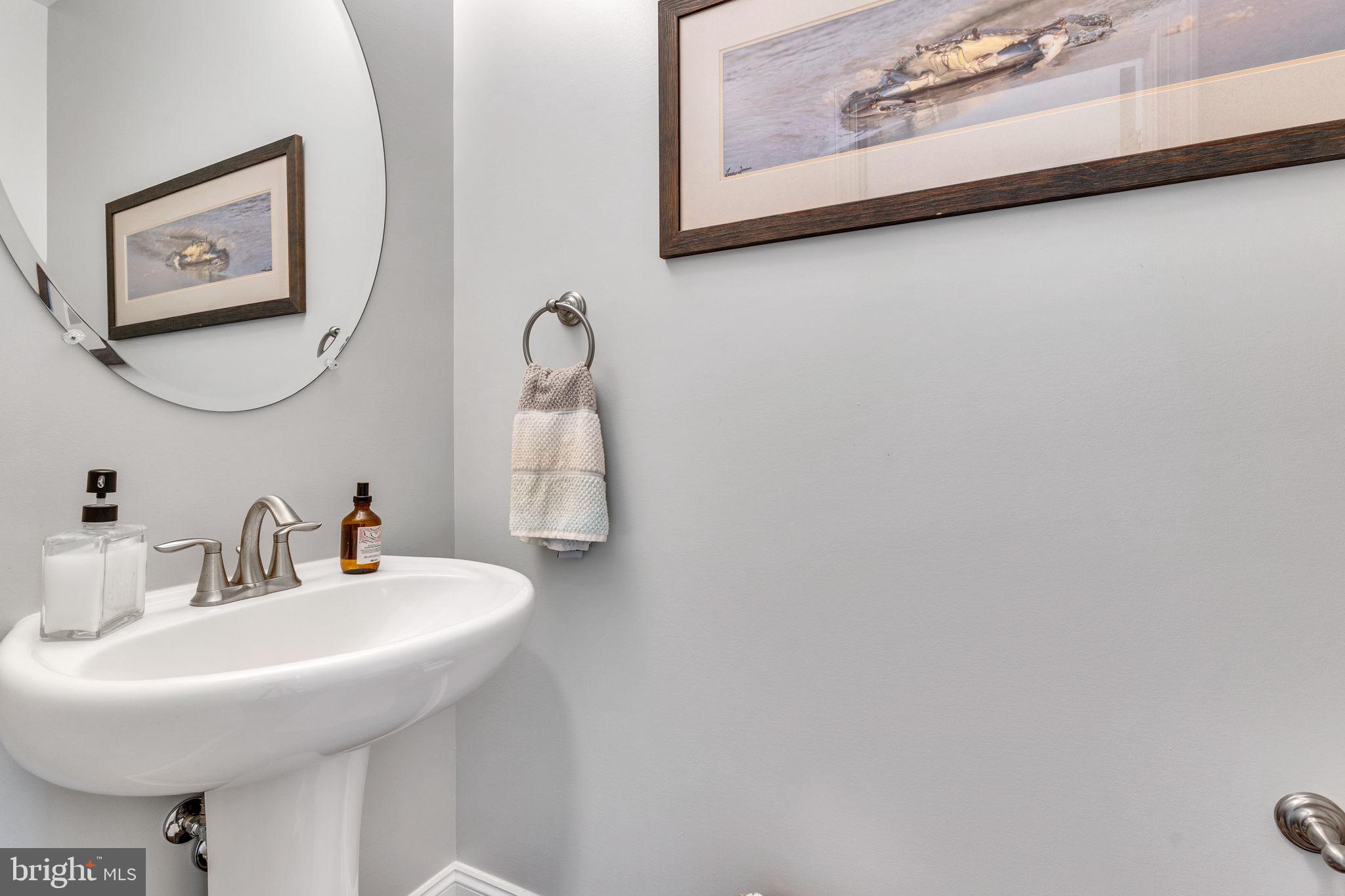 OAKLAND HALL - Residential