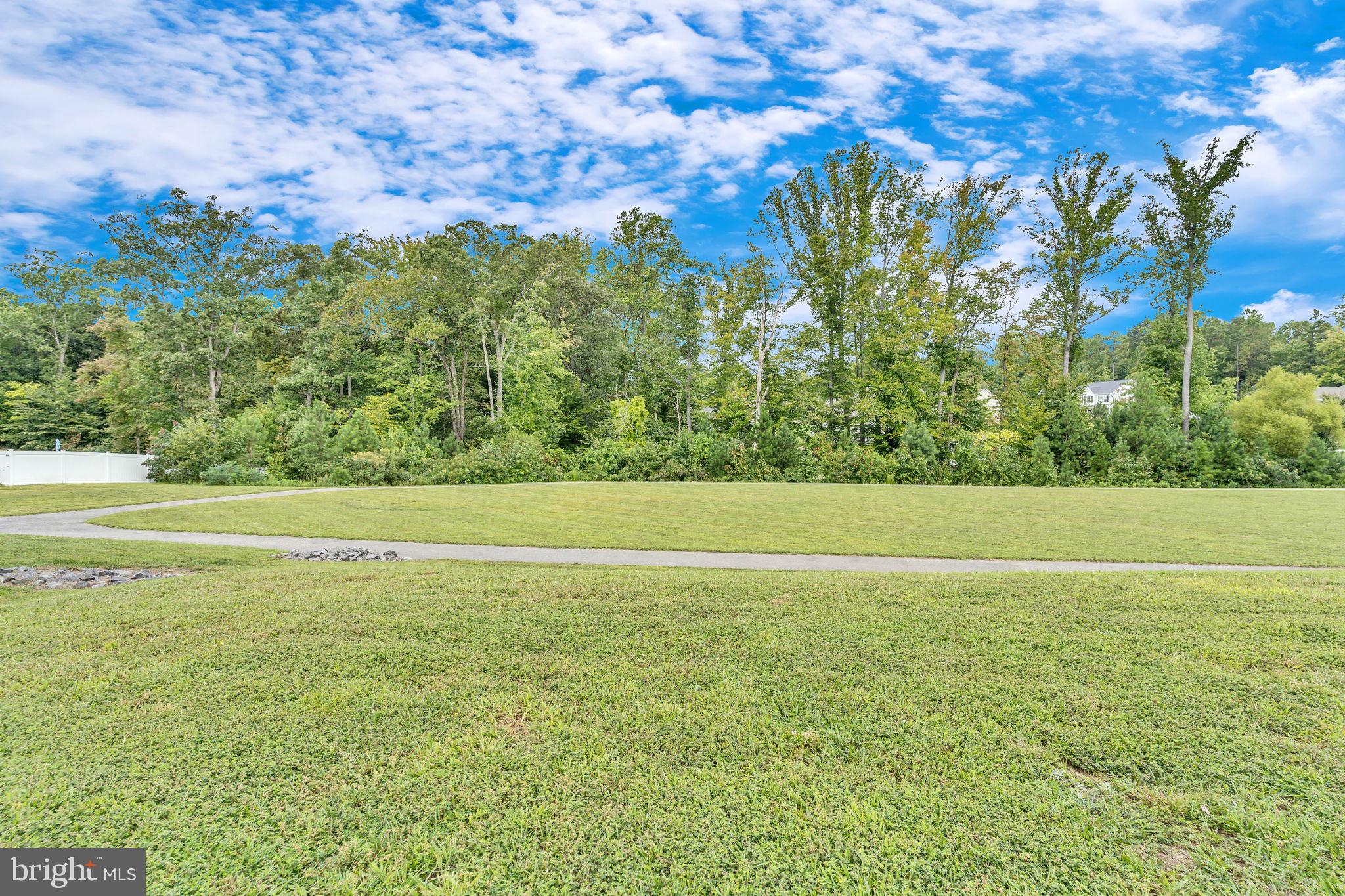 OAKLAND HALL - Residential