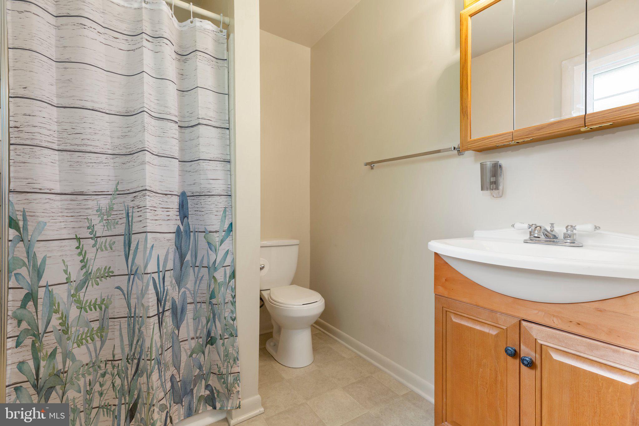 OAKRIDGE / COUNTRY RIDGE - Residential