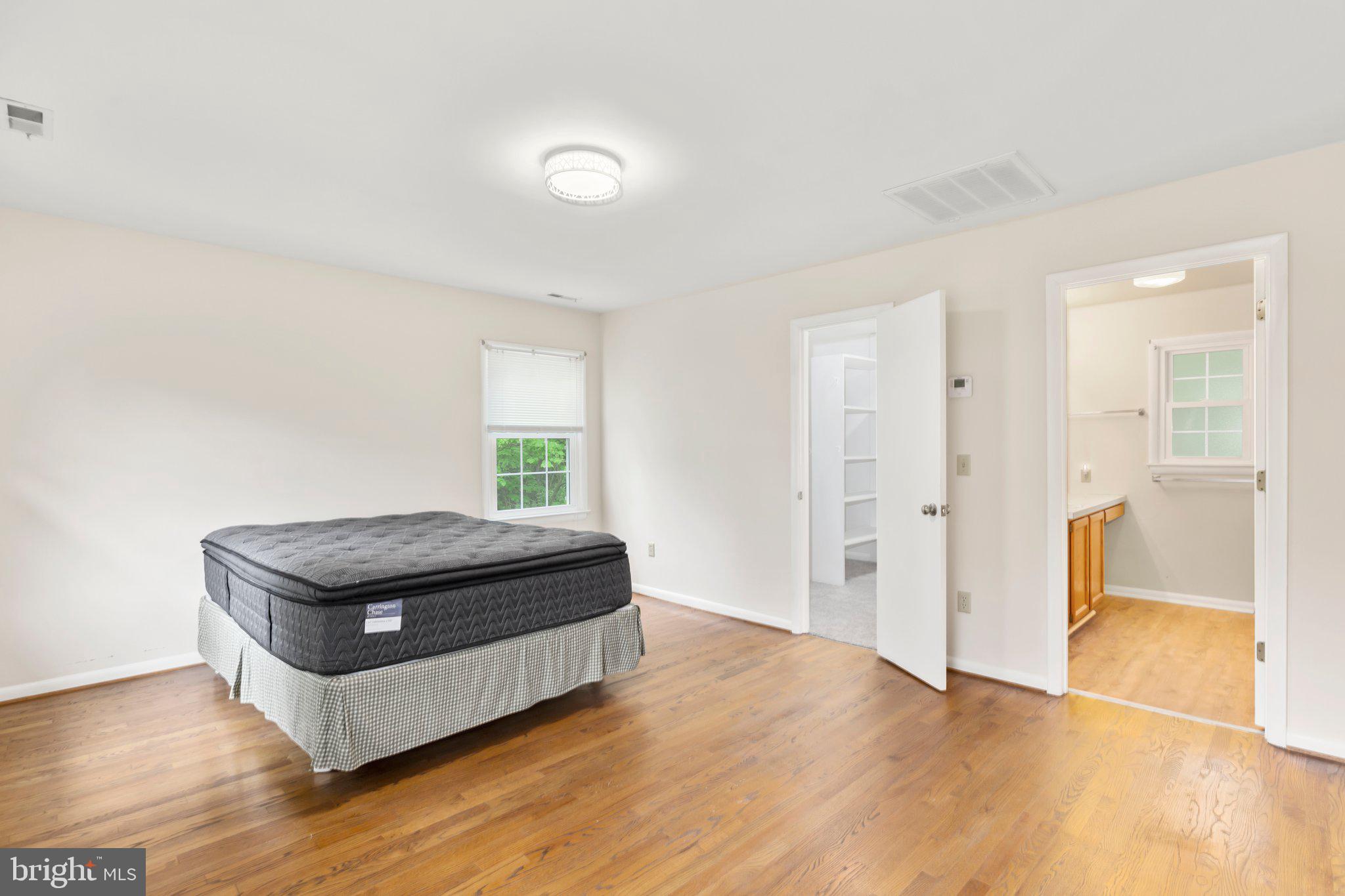 OAKRIDGE / COUNTRY RIDGE - Residential