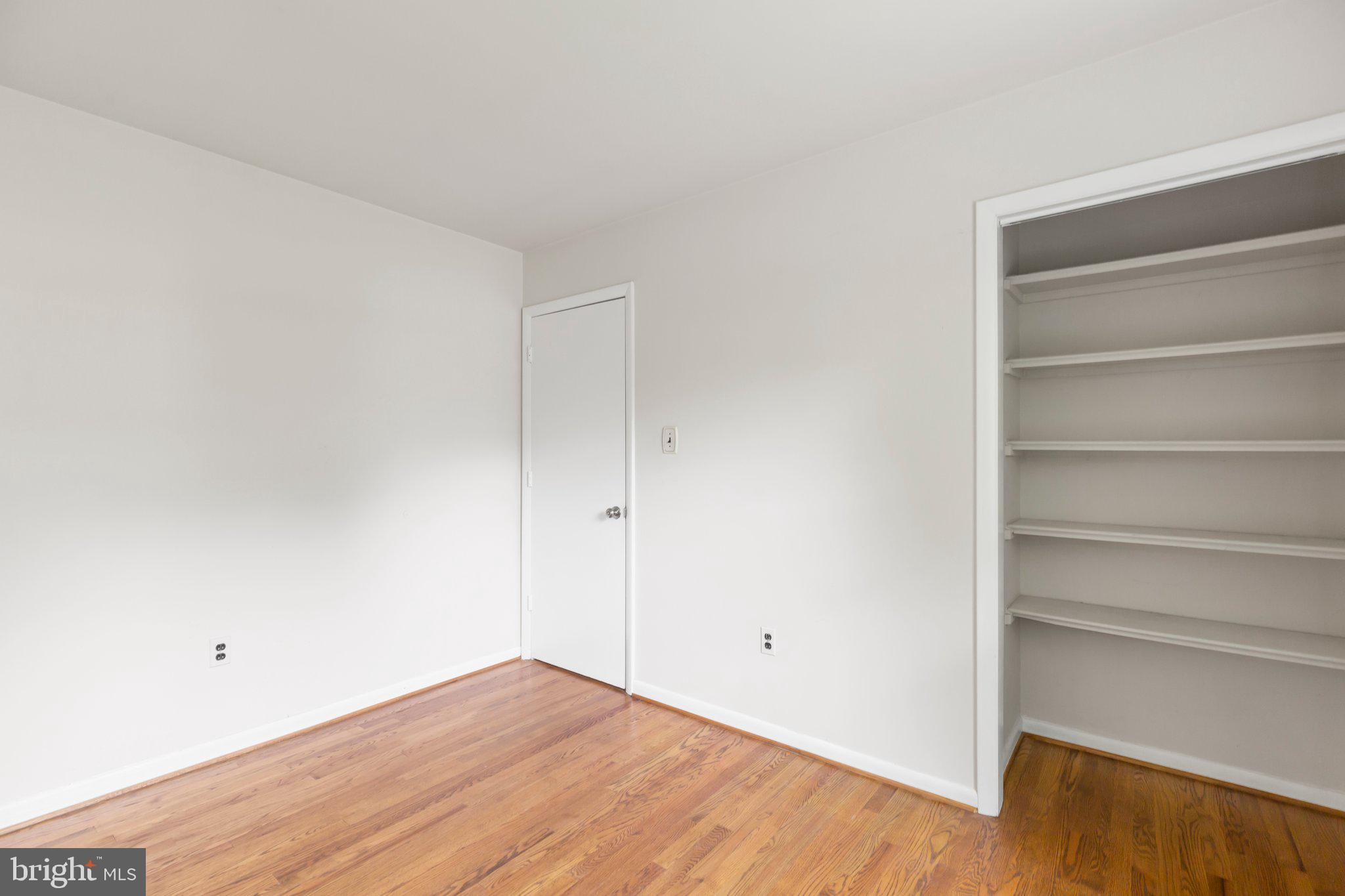 OAKRIDGE / COUNTRY RIDGE - Residential