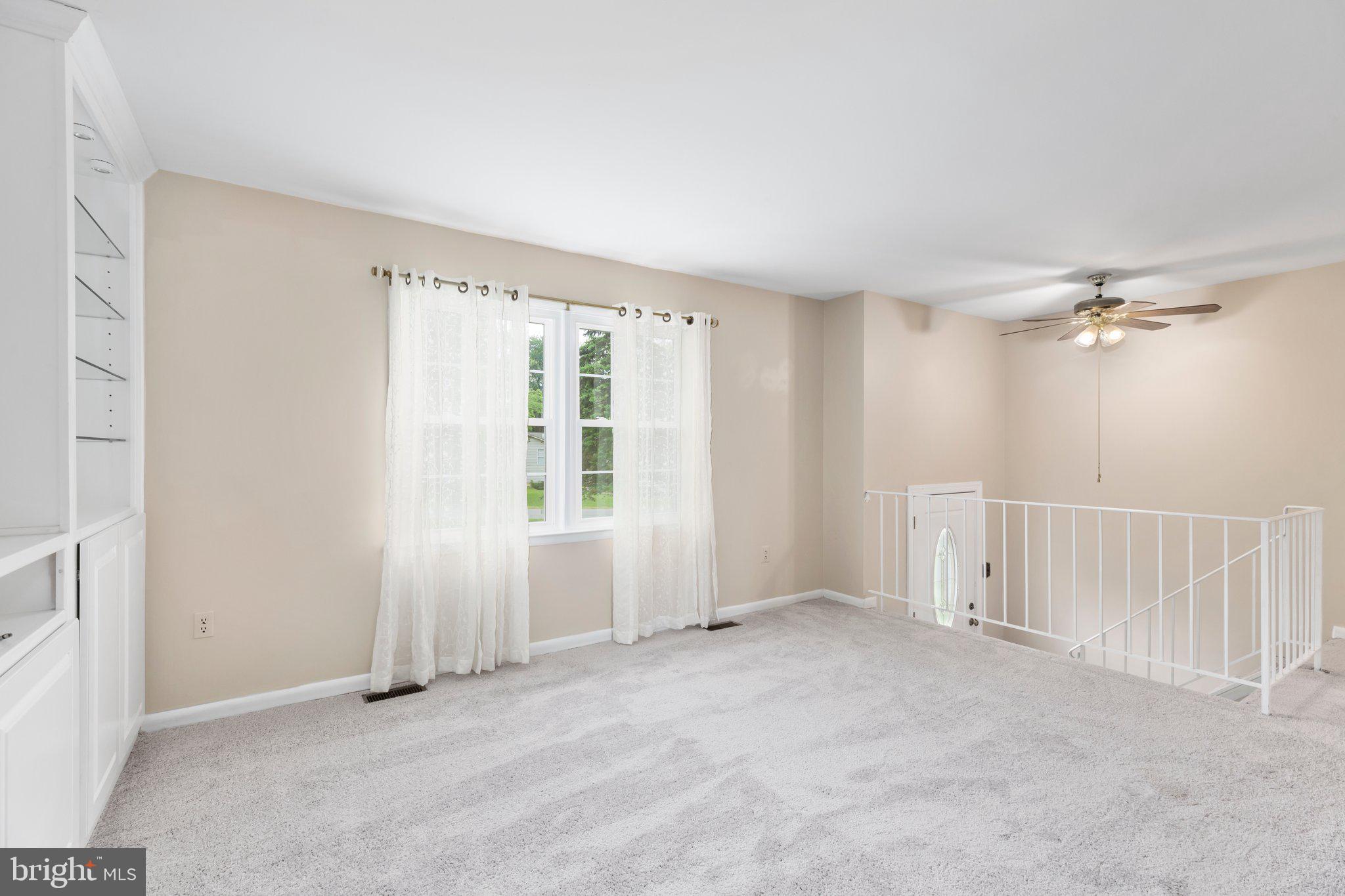 OAKRIDGE / COUNTRY RIDGE - Residential