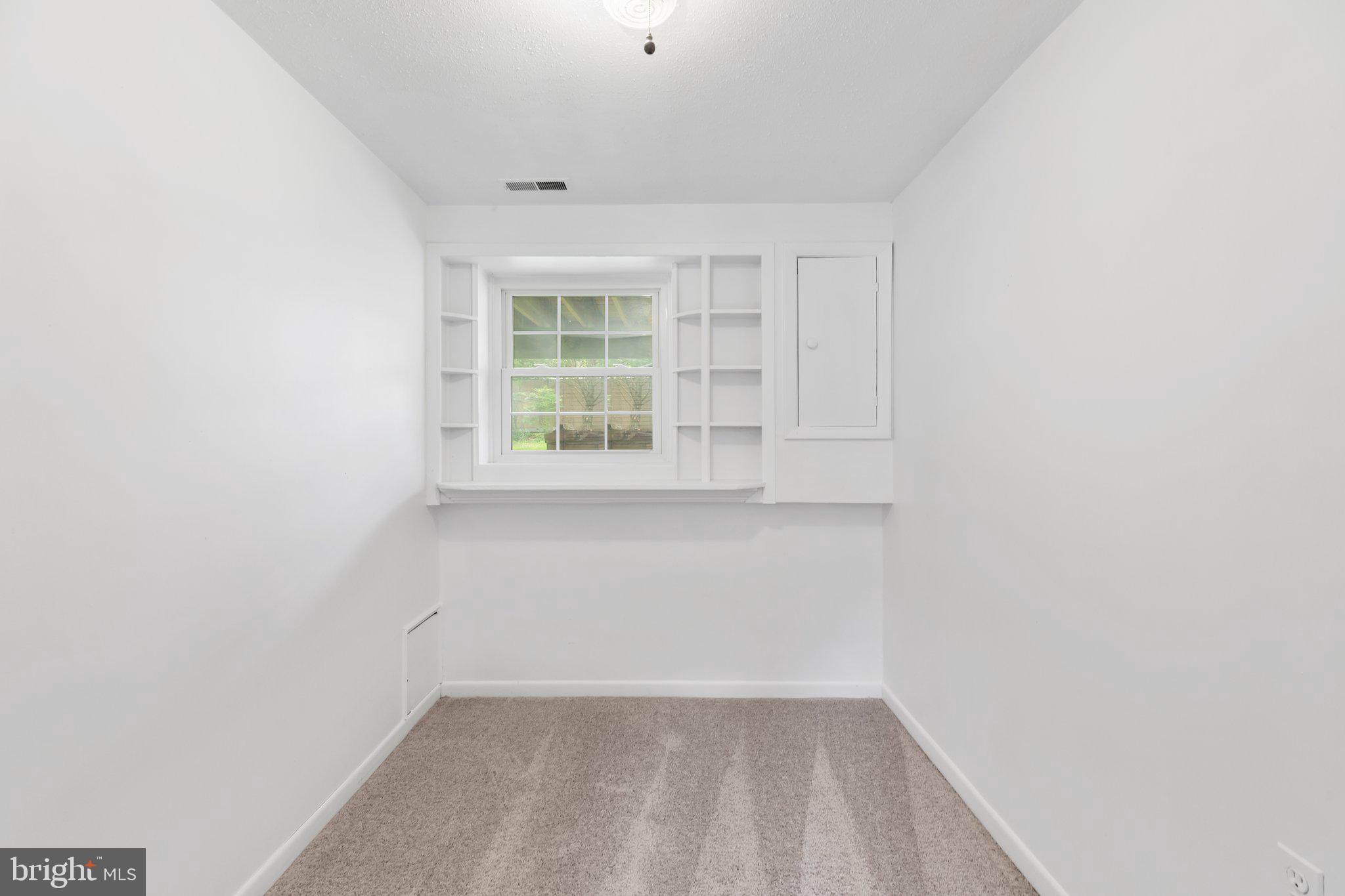 OAKRIDGE / COUNTRY RIDGE - Residential