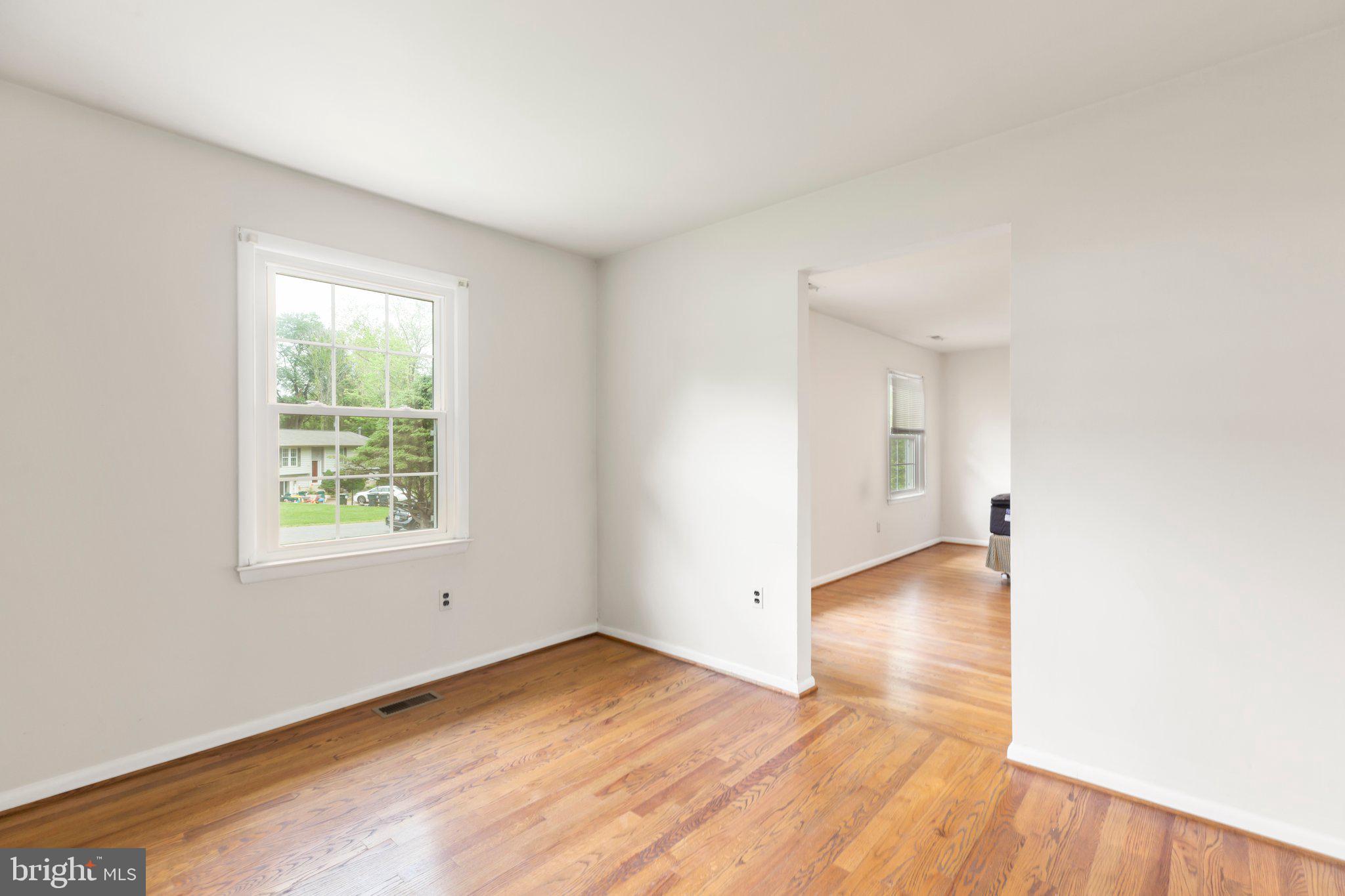 OAKRIDGE / COUNTRY RIDGE - Residential