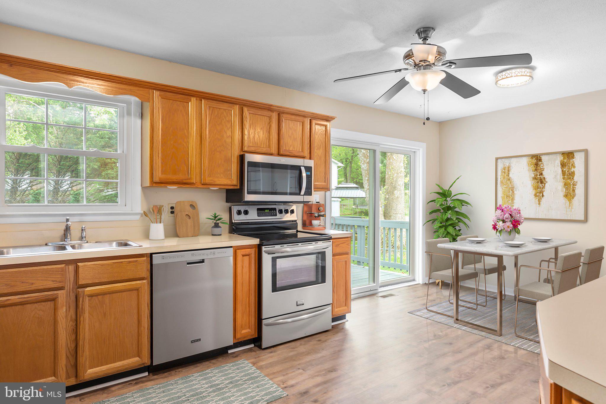 OAKRIDGE / COUNTRY RIDGE - Residential