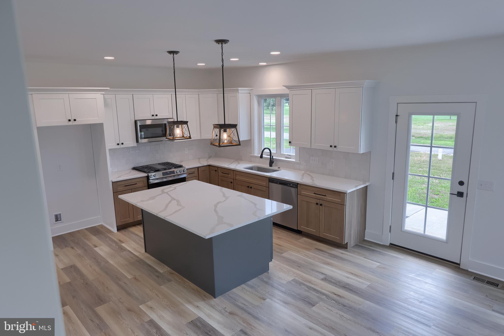 OVERLOOK - Residential