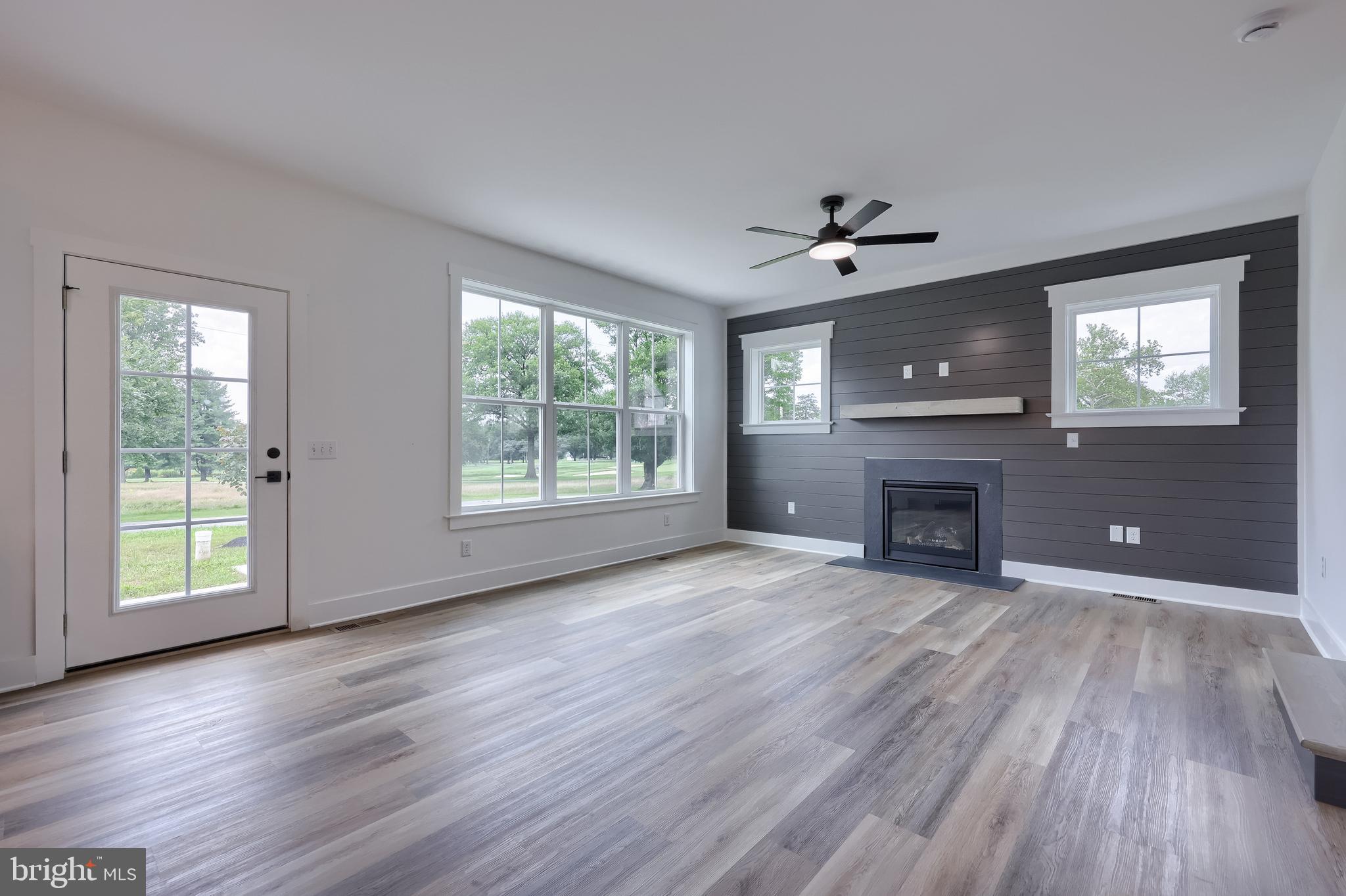 OVERLOOK - Residential