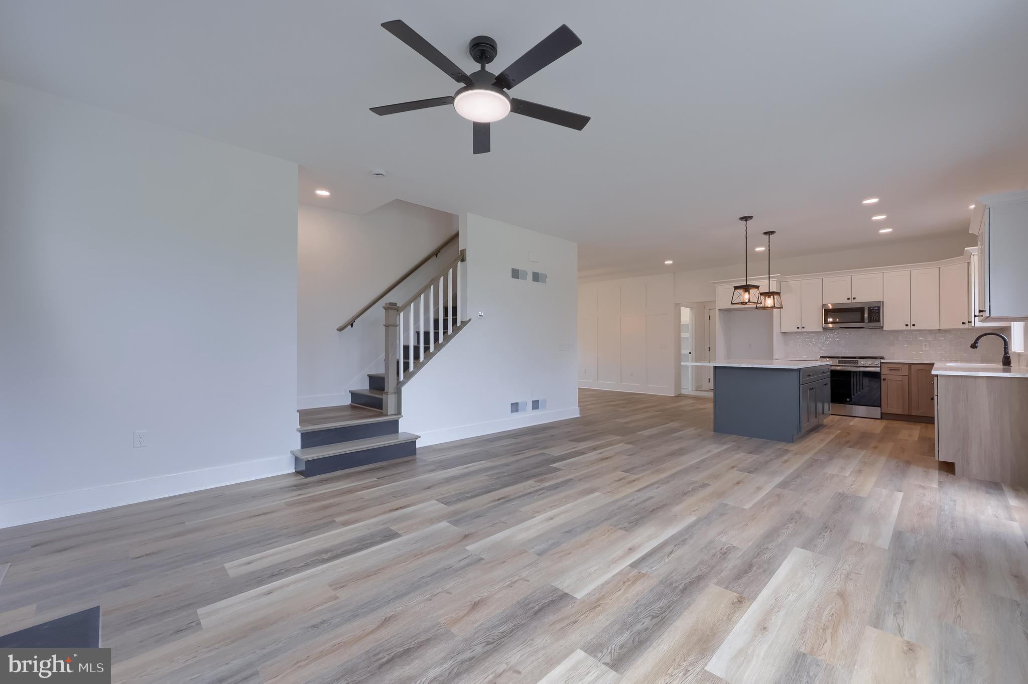 OVERLOOK - Residential