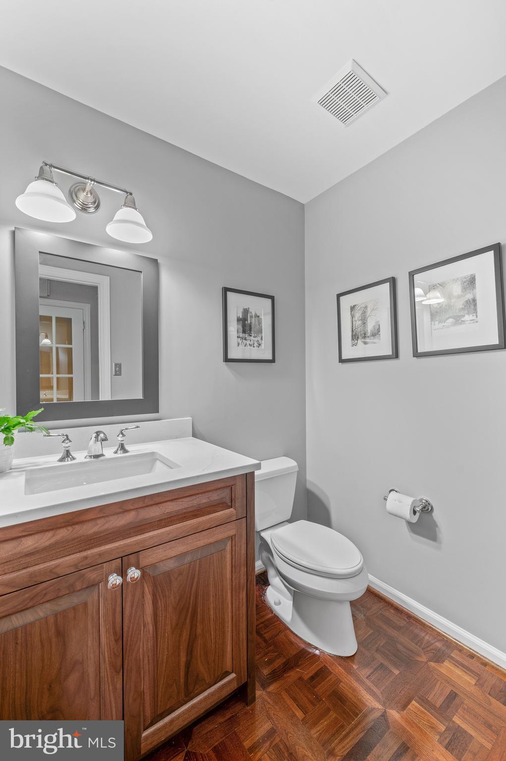 NEWTOWN HUNT - Residential