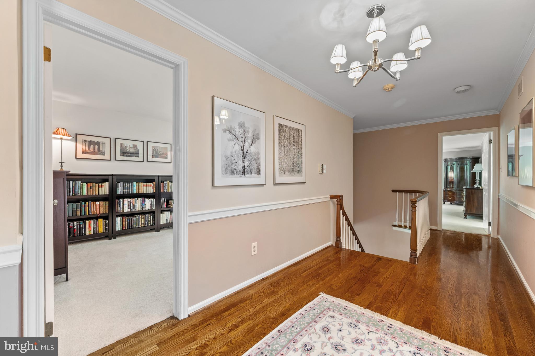 NEWTOWN HUNT - Residential