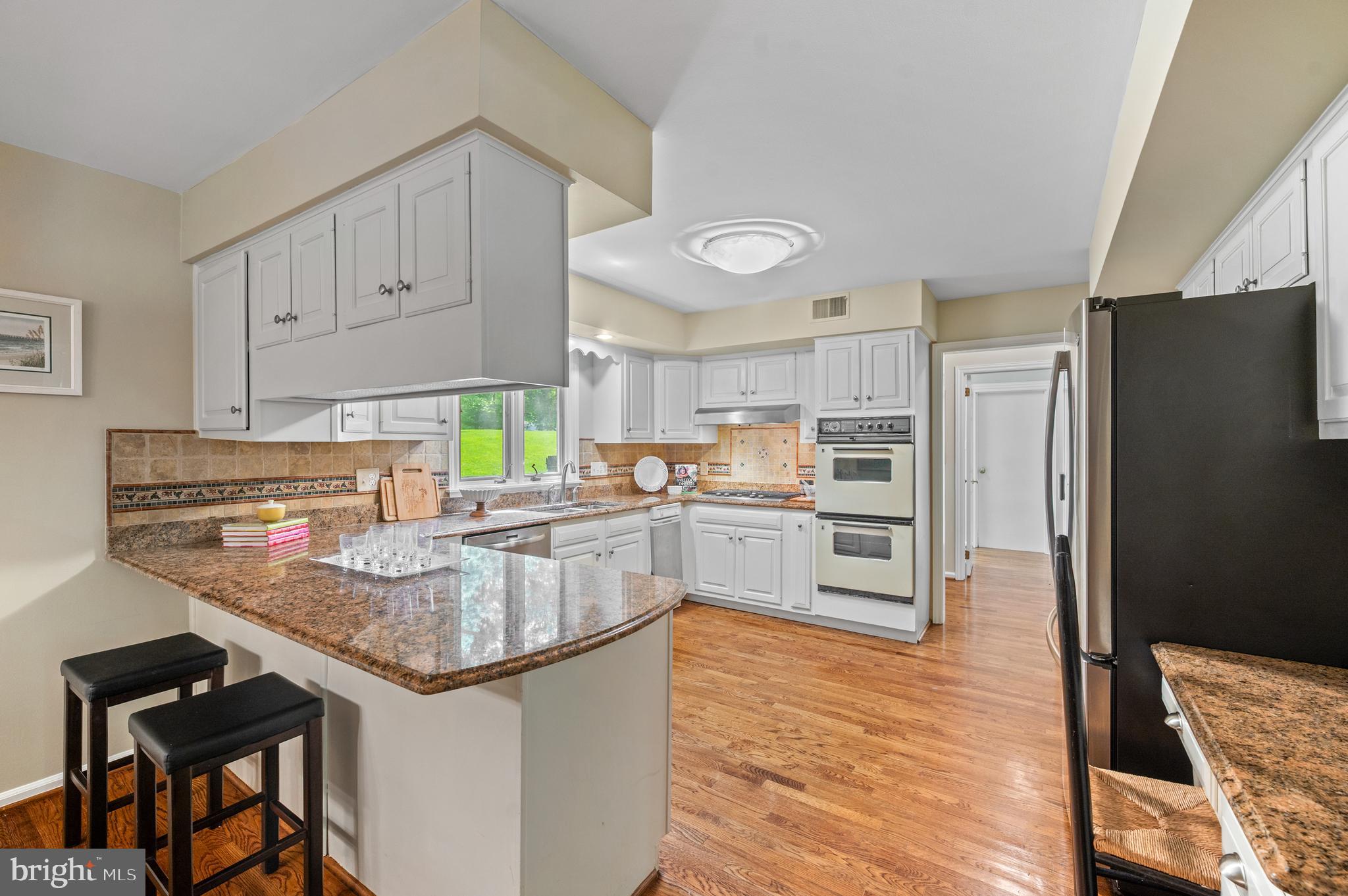 NEWTOWN HUNT - Residential