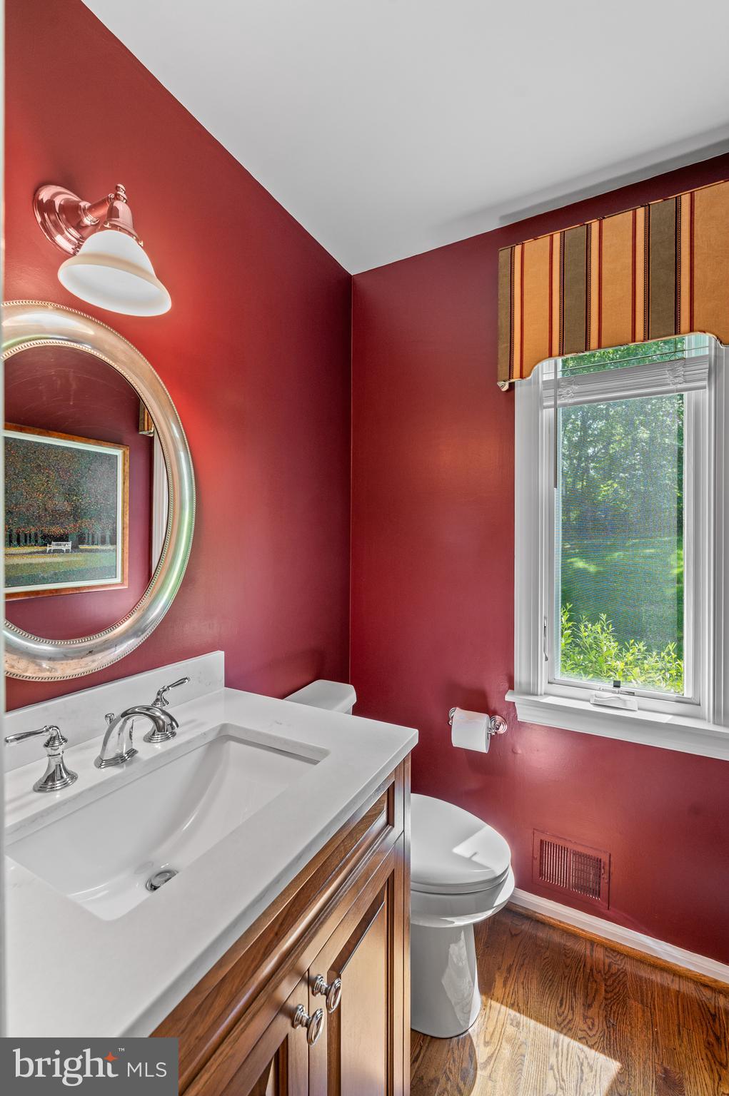 NEWTOWN HUNT - Residential